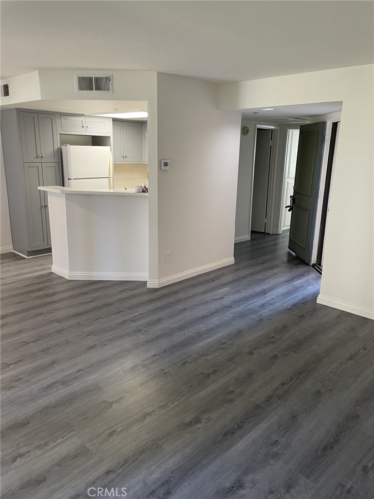 2620 Avenida Del Vista A102