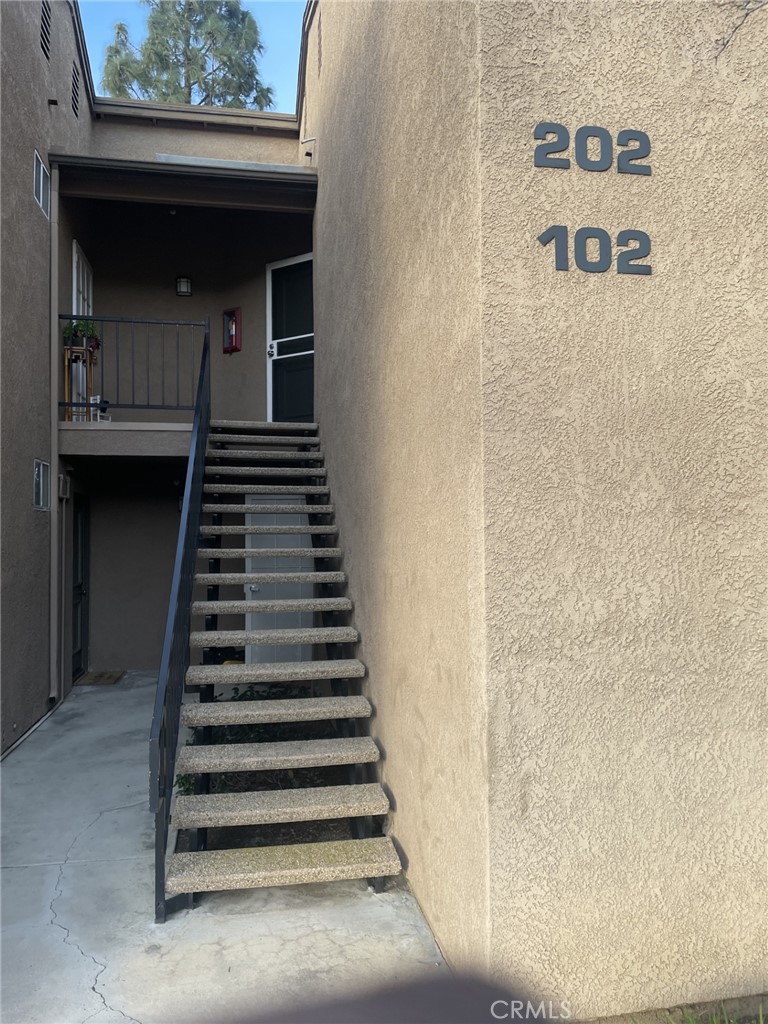 2620 Avenida Del Vista A102