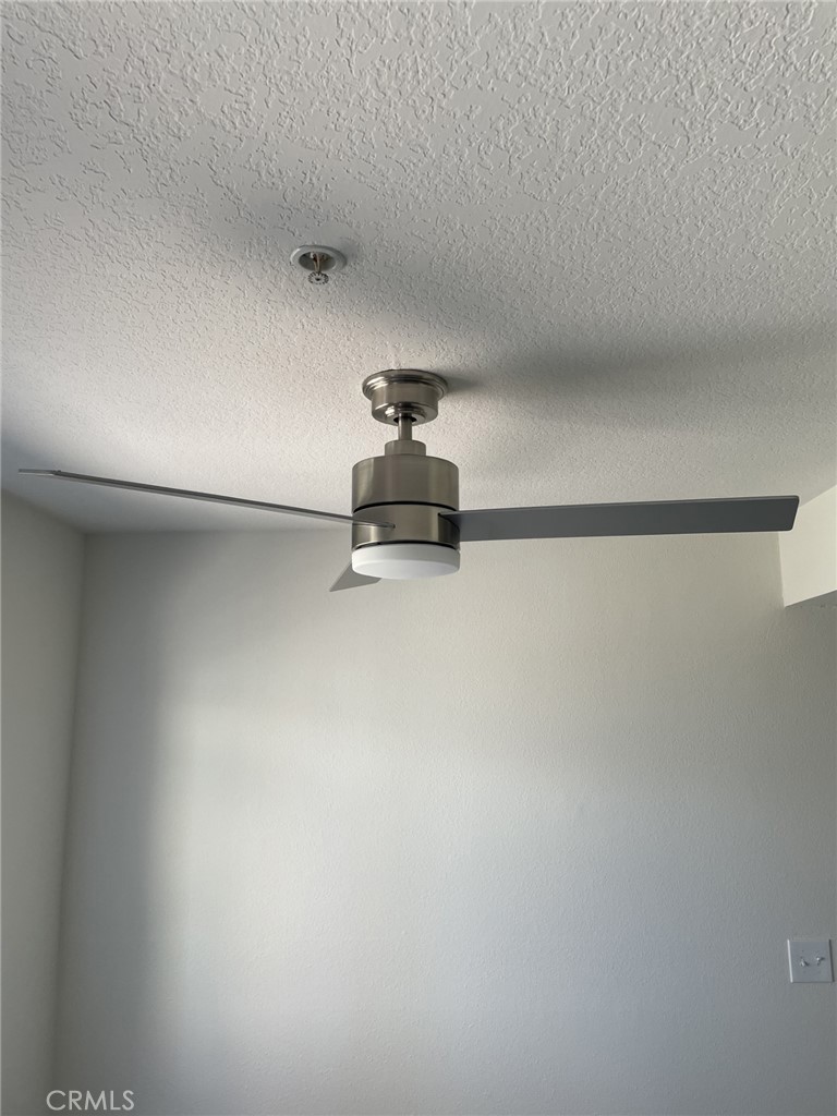 2620 Avenida Del Vista A102