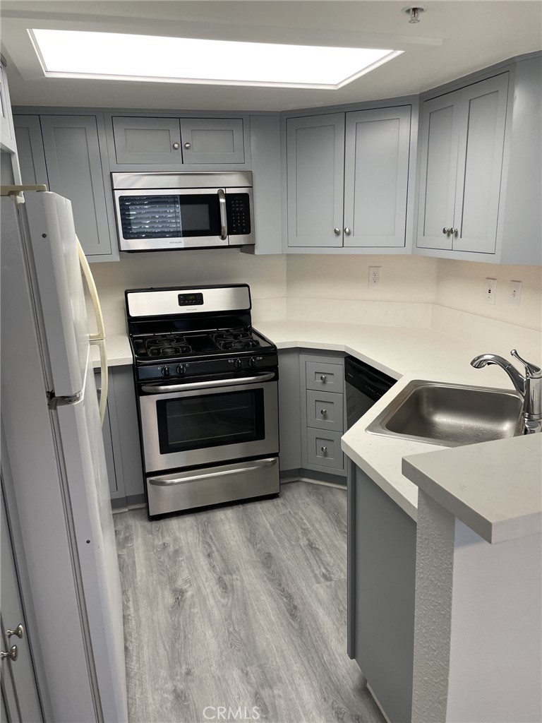 2620 Avenida Del Vista A102