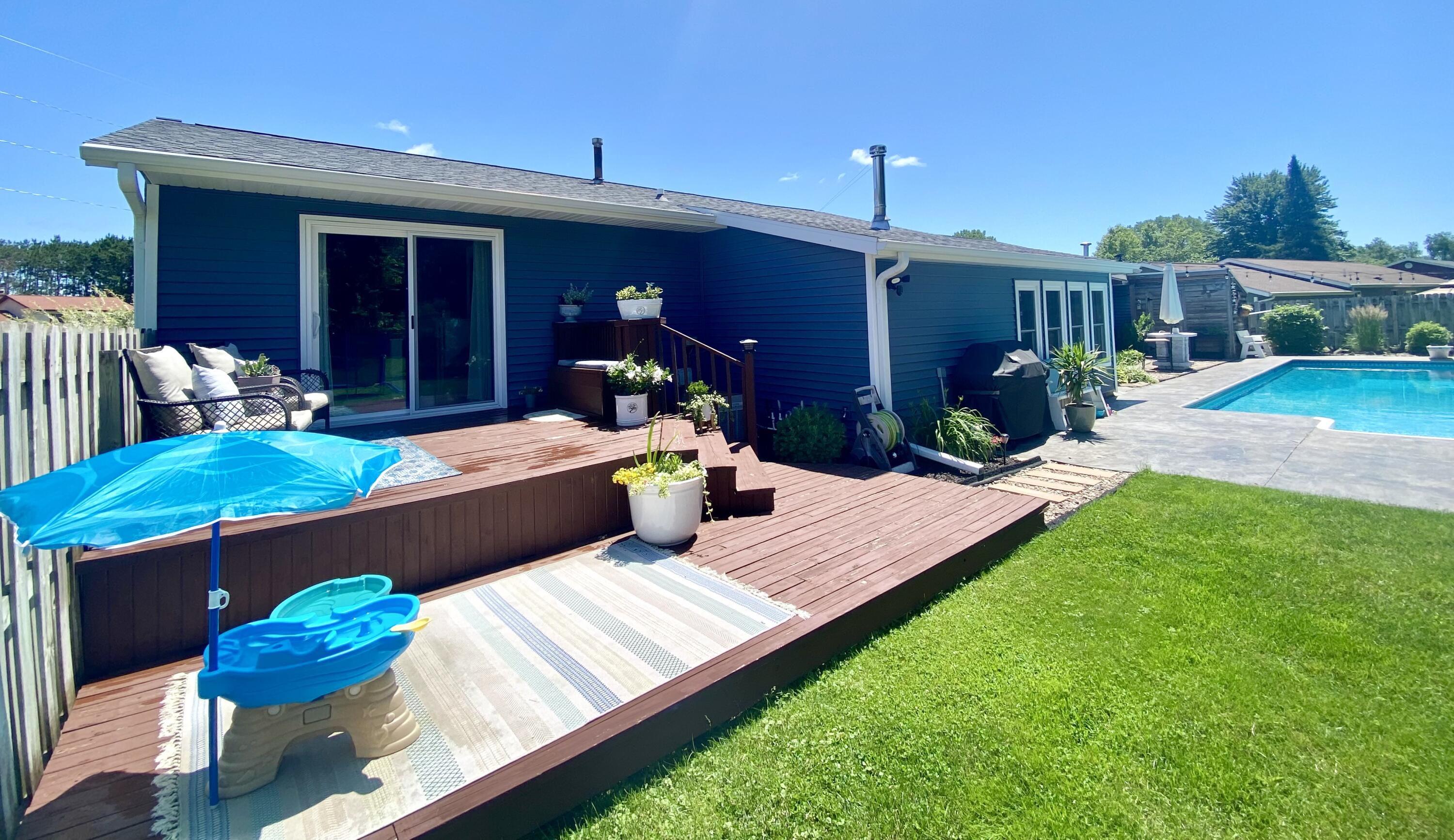 2125 Craig Ln W