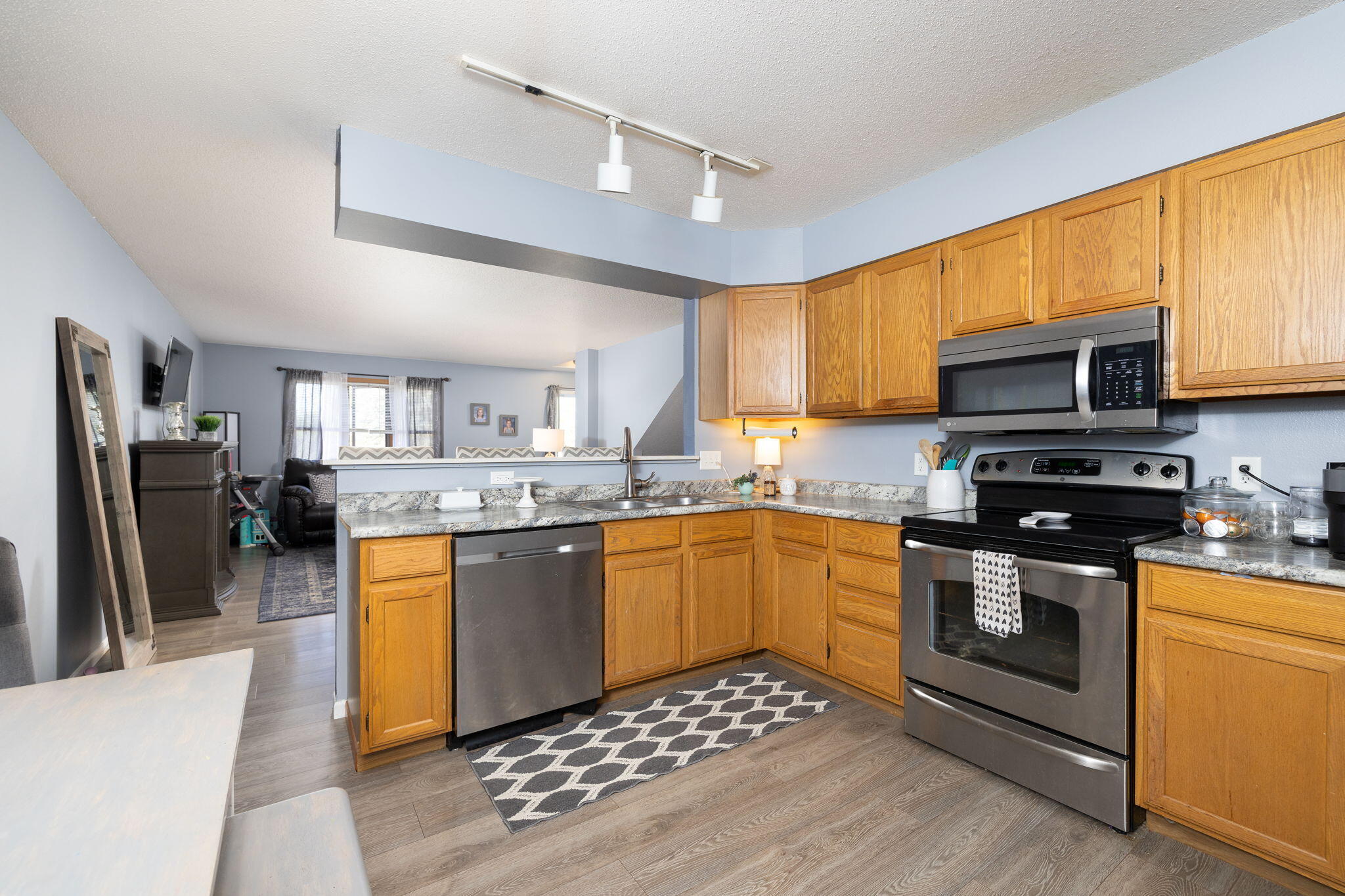 5241 33rd St S Unit: 3