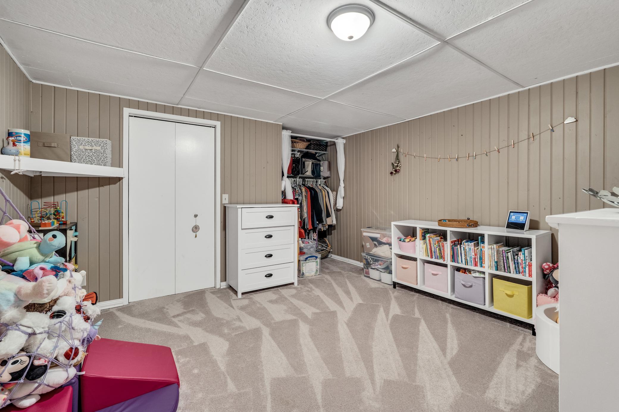 2125 Craig Lane W