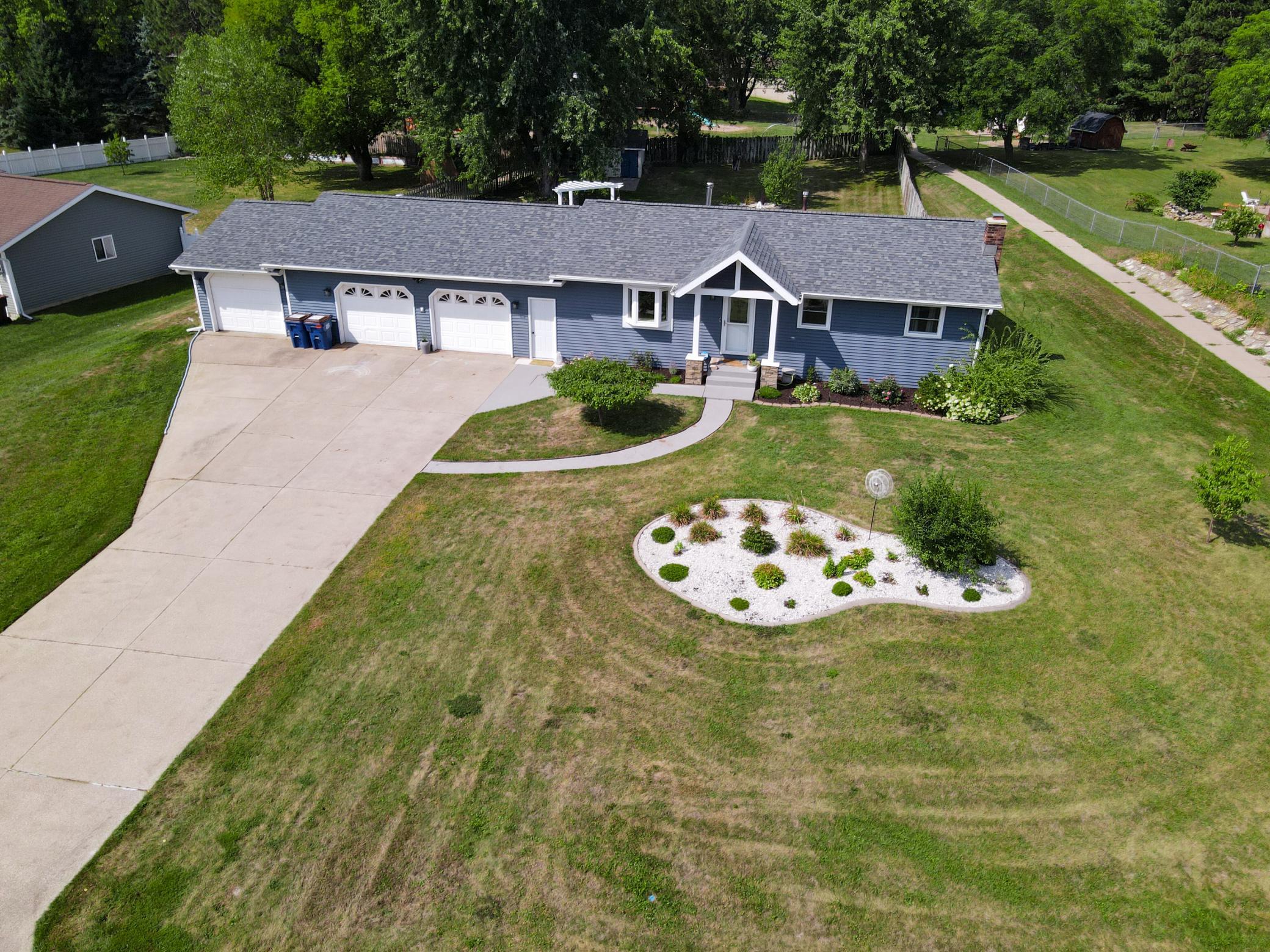 2125 Craig Lane W