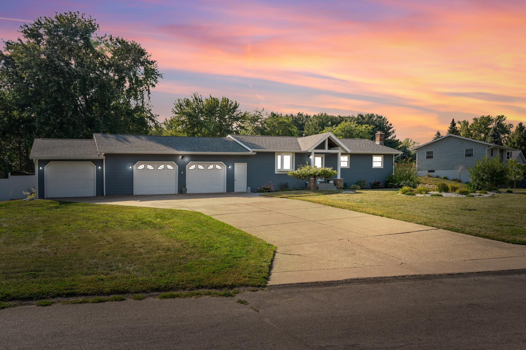 2125 Craig Lane W