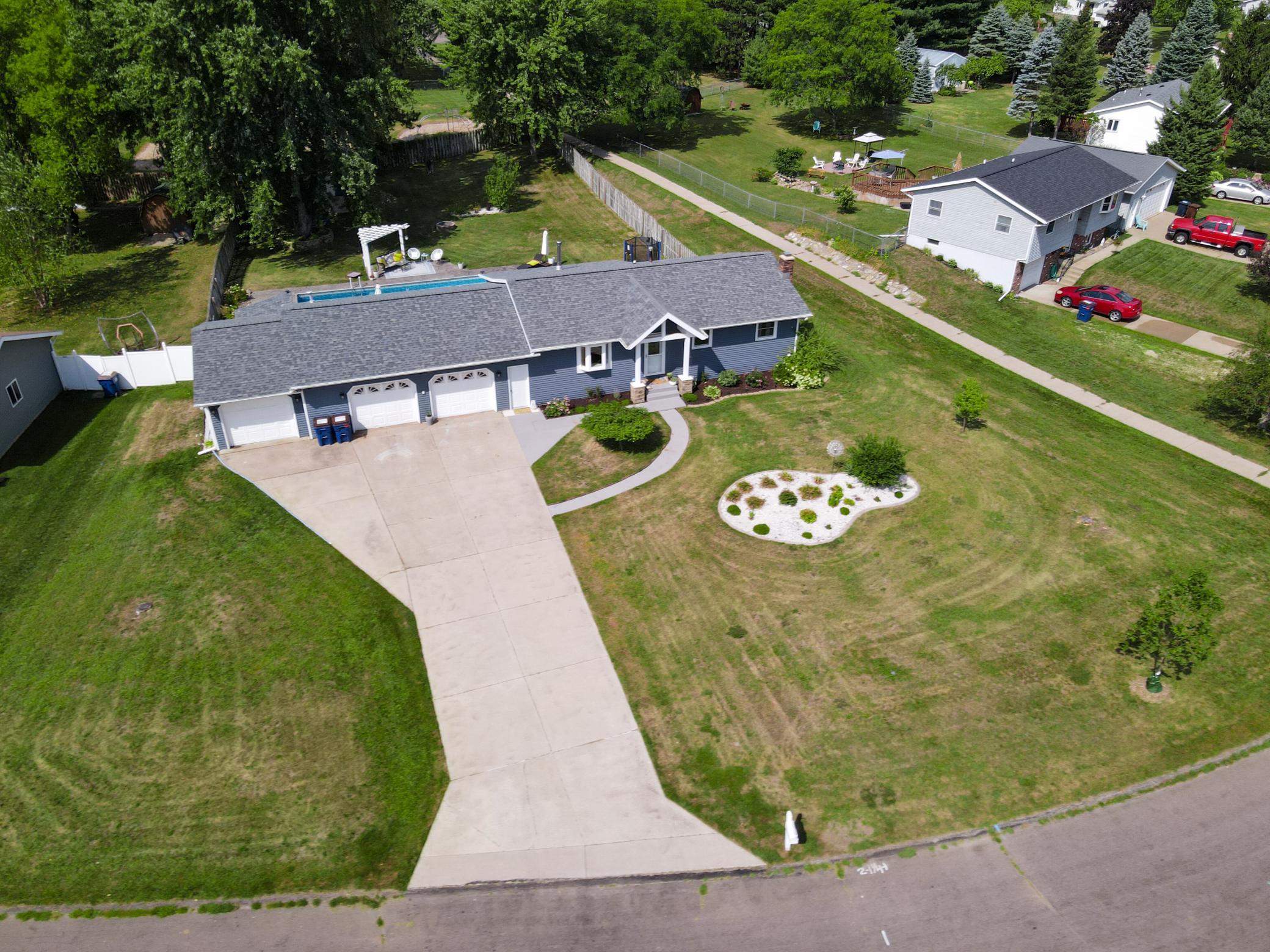 2125 Craig Lane W