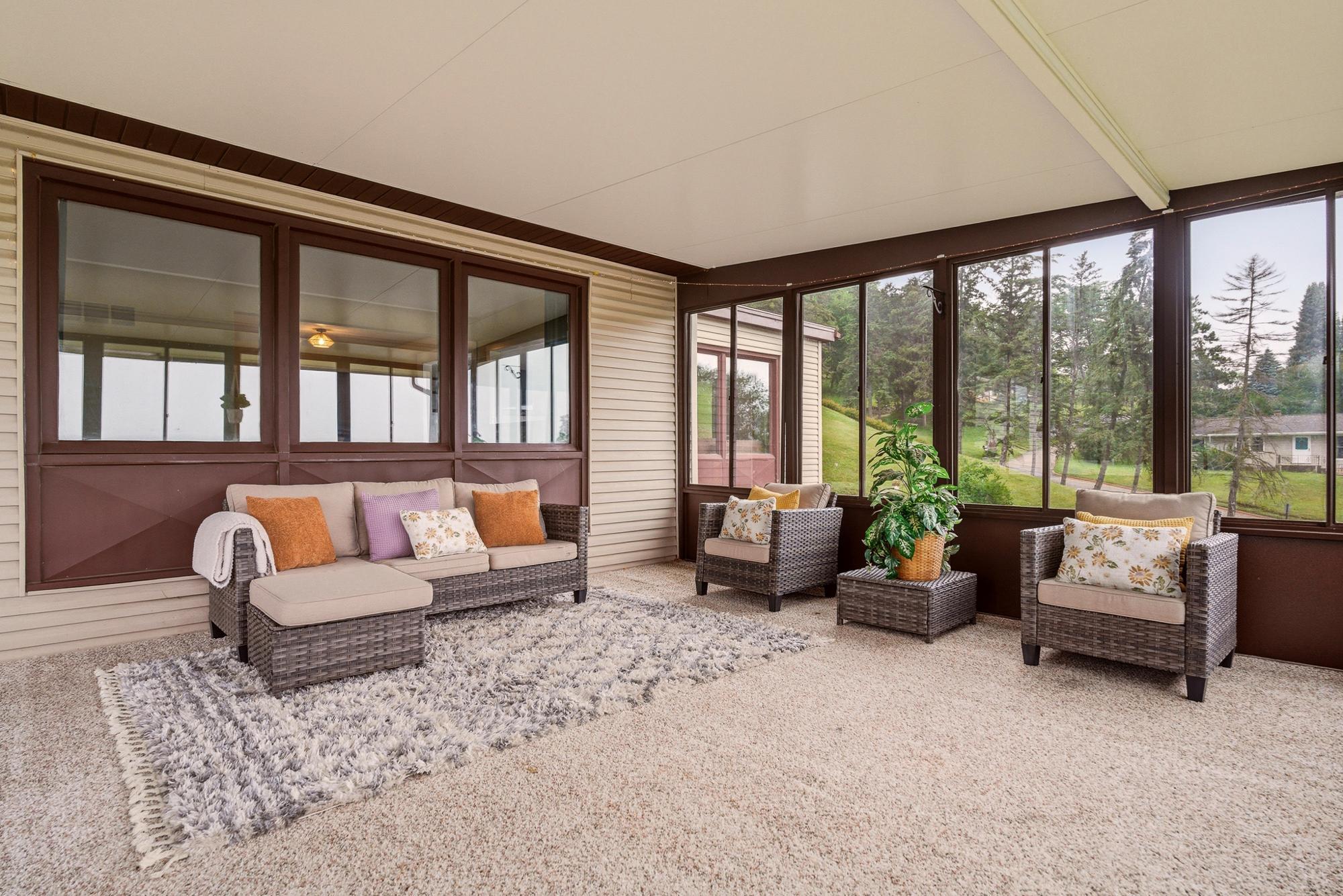 713 S 2nd Street