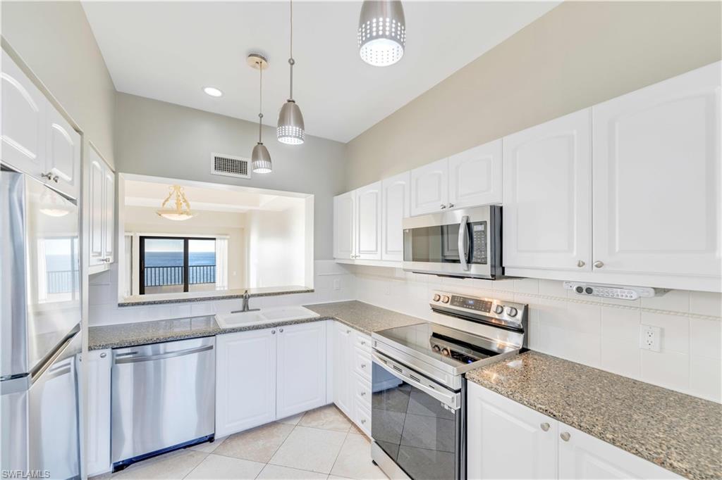 645 La Peninsula BLVD 645