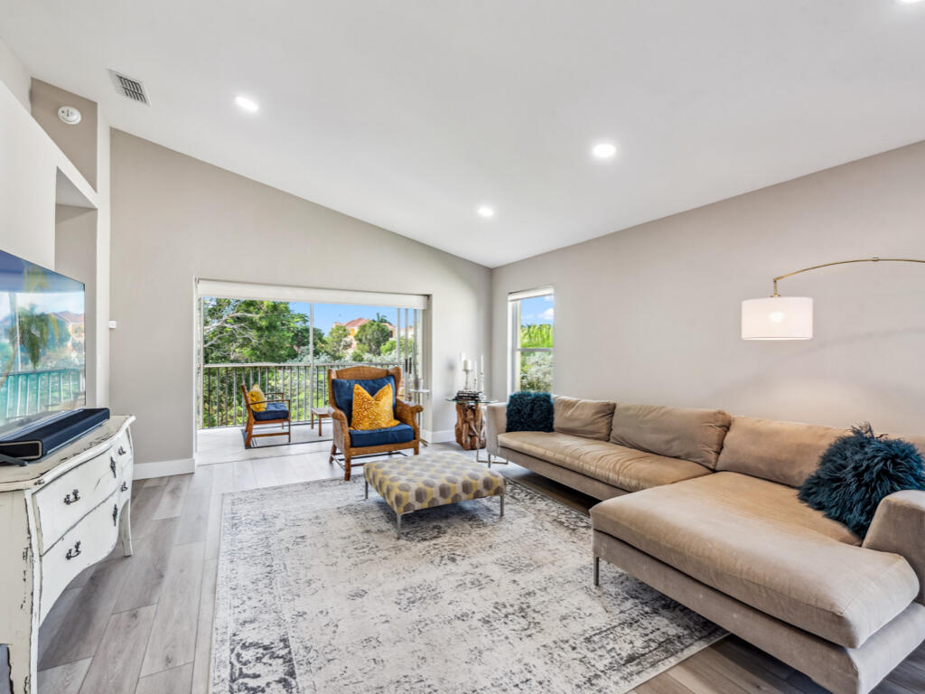 1336 MAINSAIL, 1221