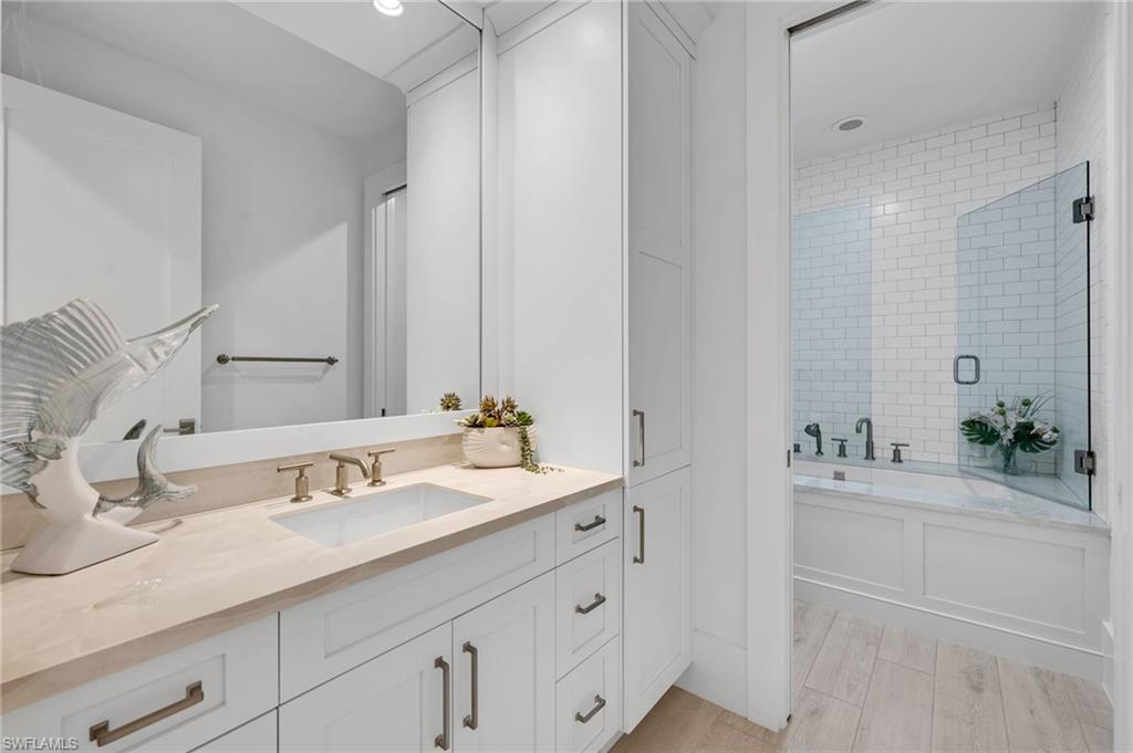 1389 N Collier BLVD