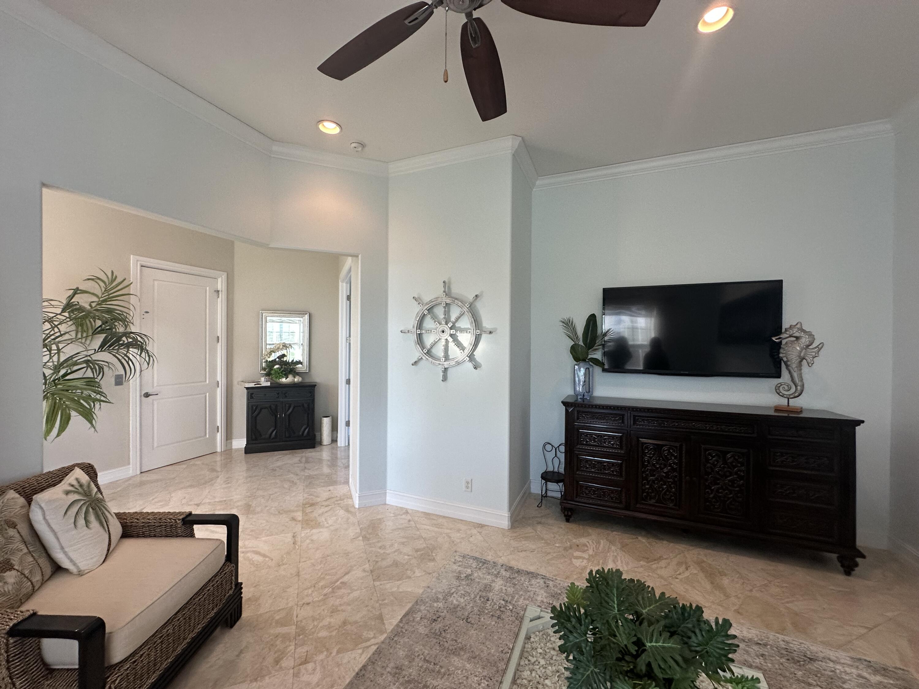 192 TAHITI CIRCLE