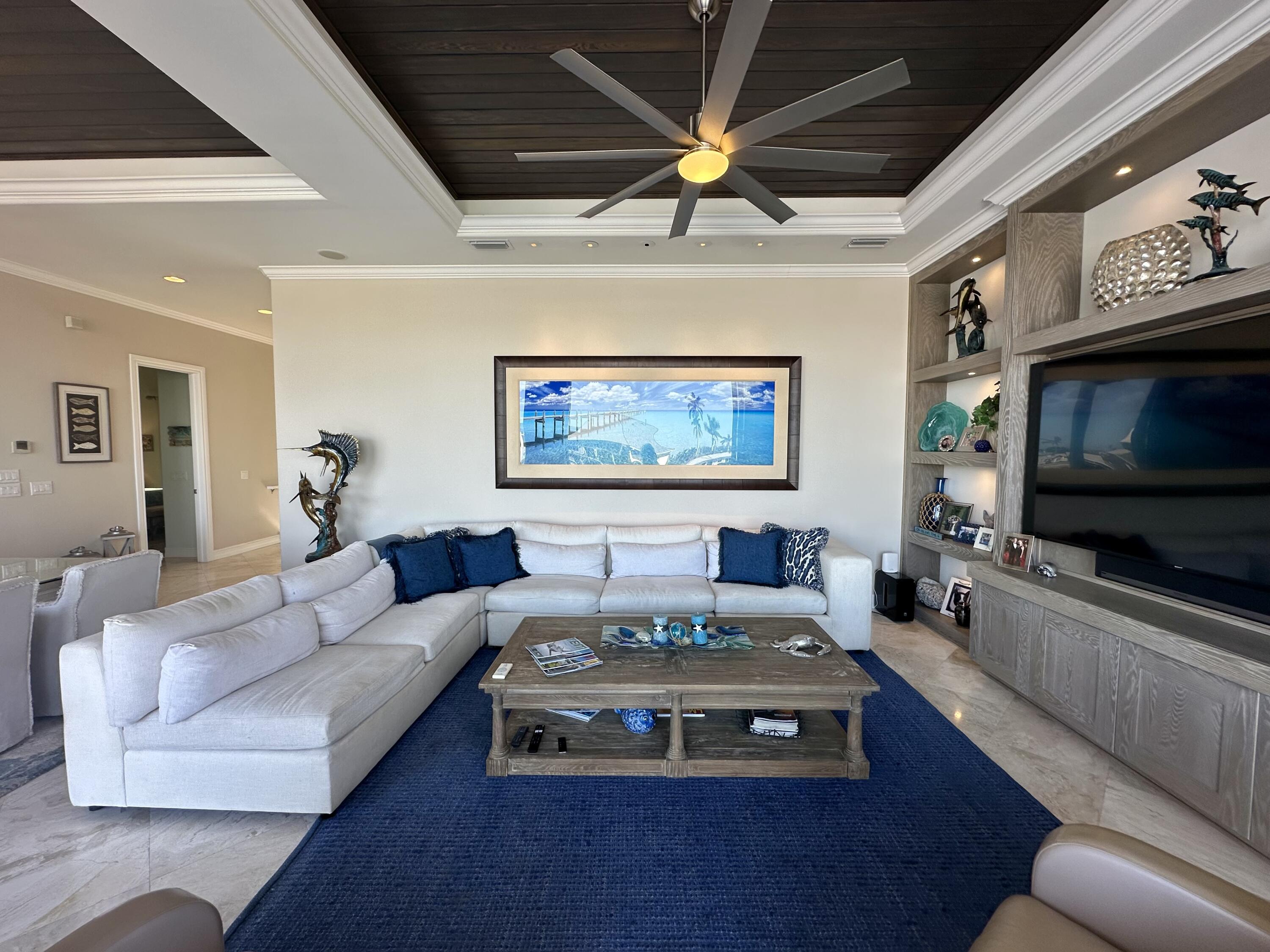 192 TAHITI CIRCLE