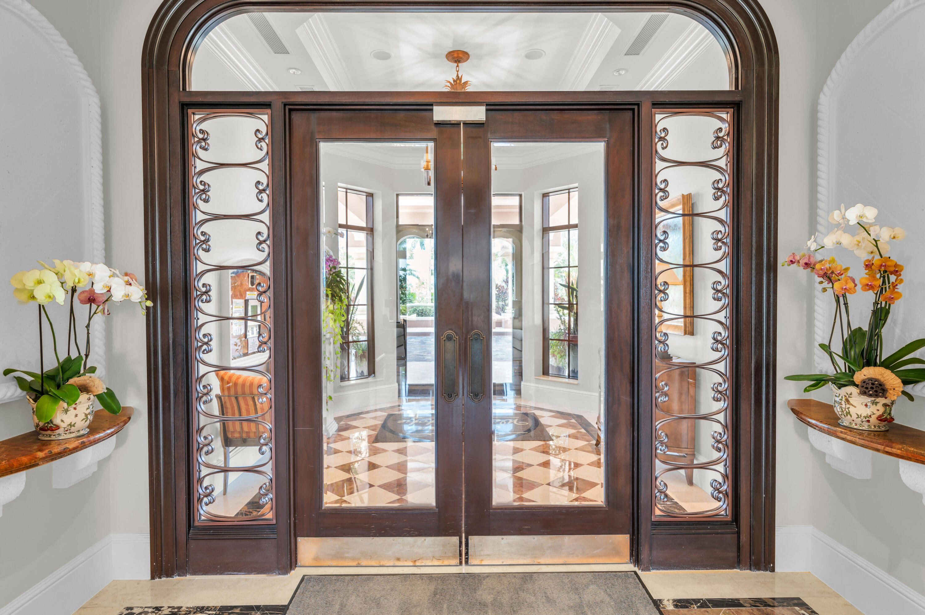 1060 BORGHESE LANE, 1806