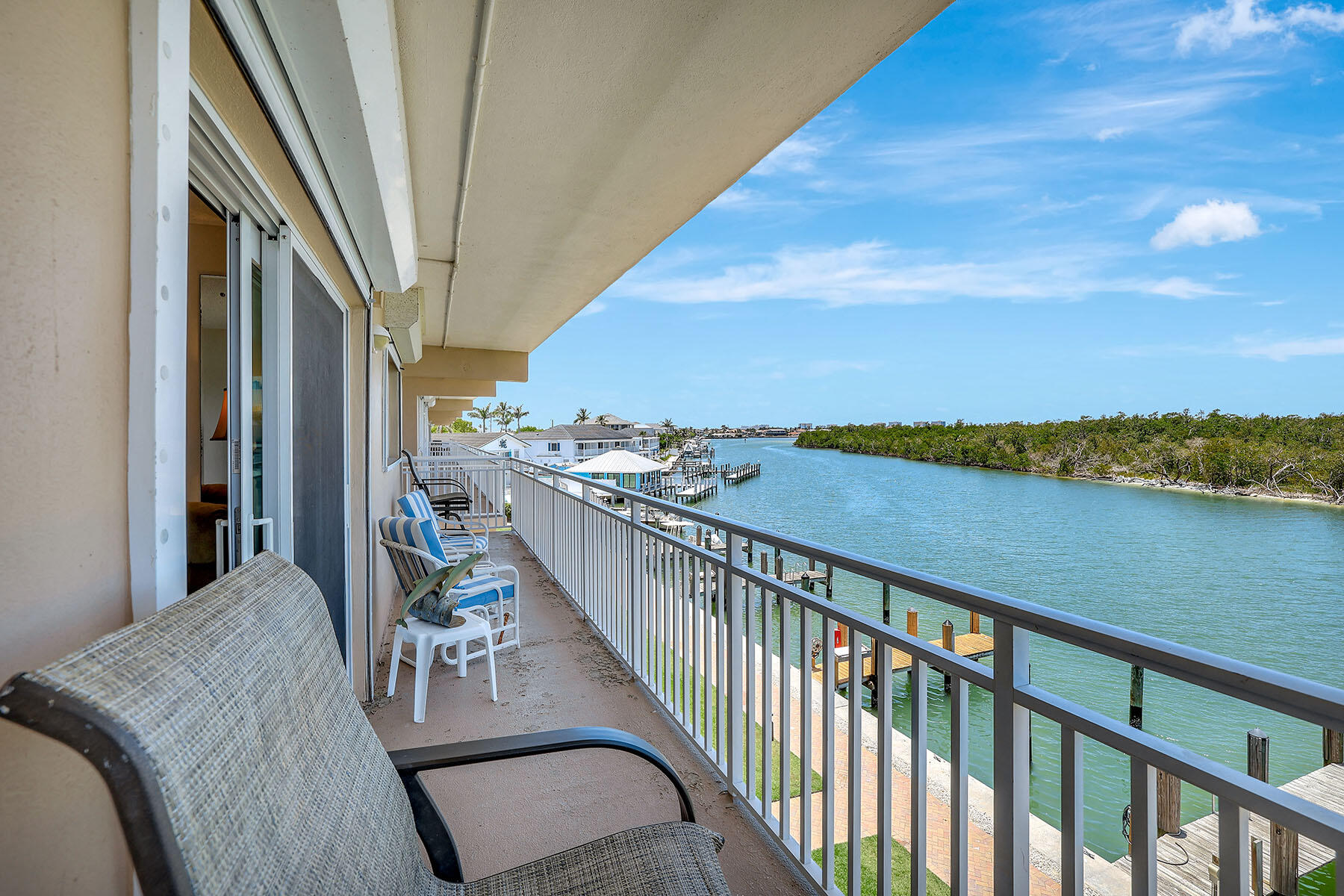 1206 EDINGTON PLACE, D-304