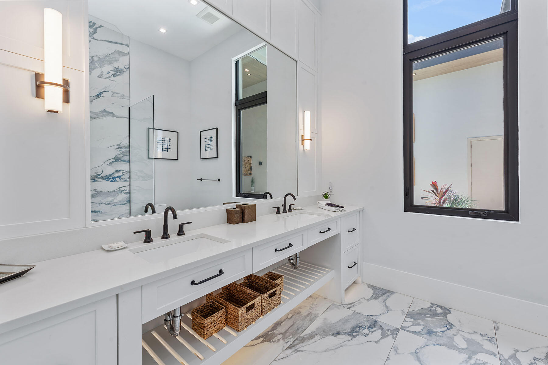 517 N BARFIELD DRIVE