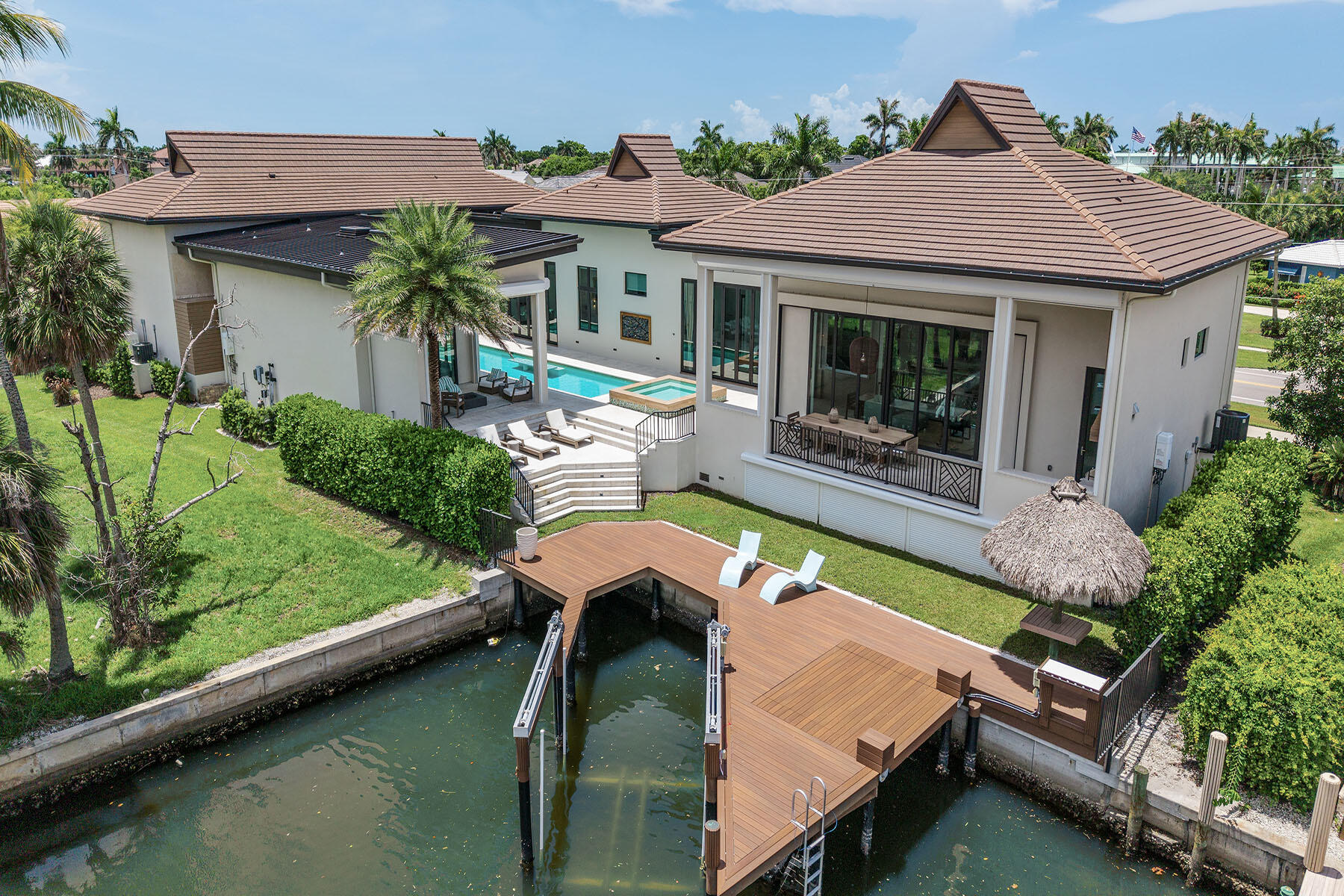 517 N BARFIELD DRIVE