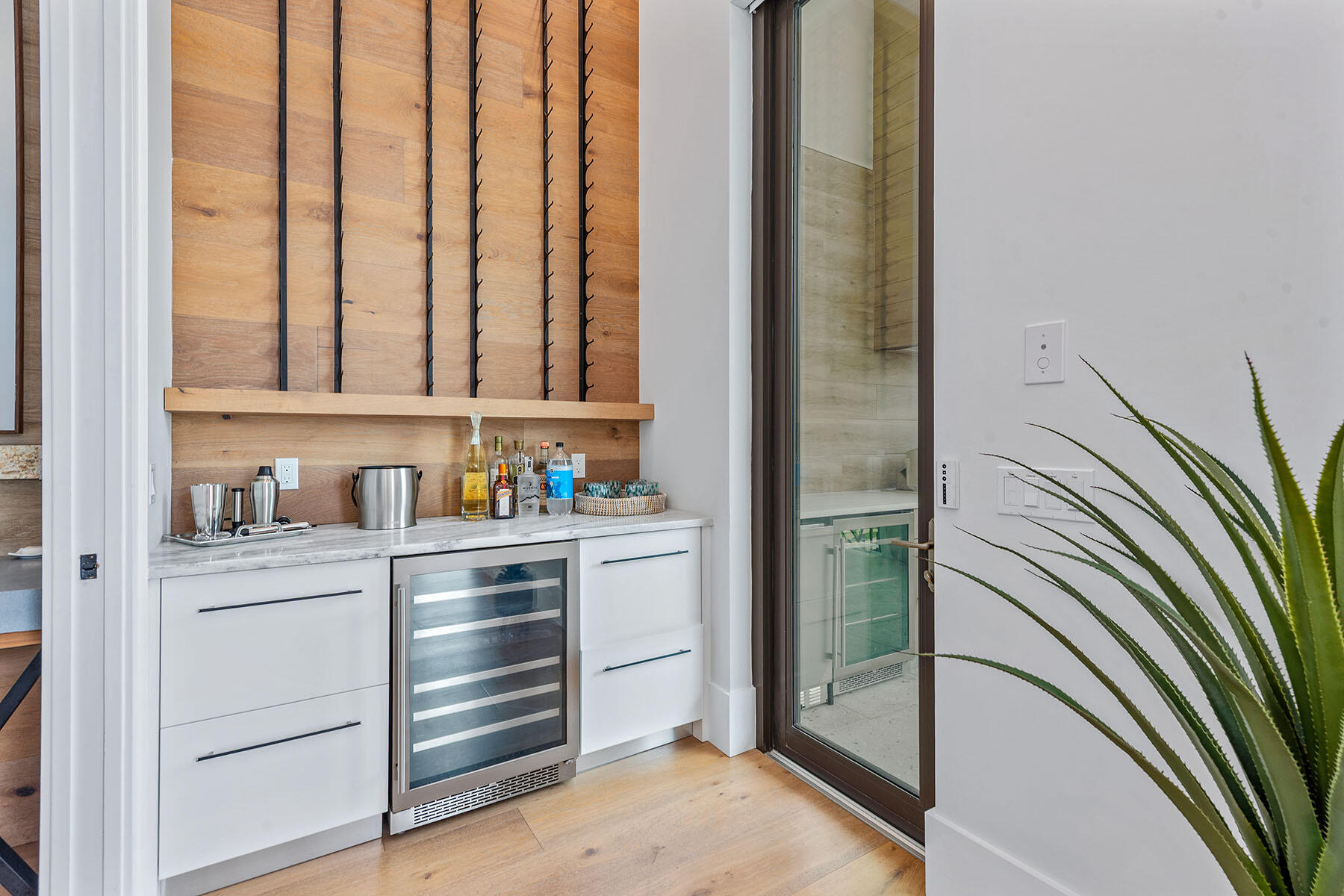 517 N BARFIELD DRIVE