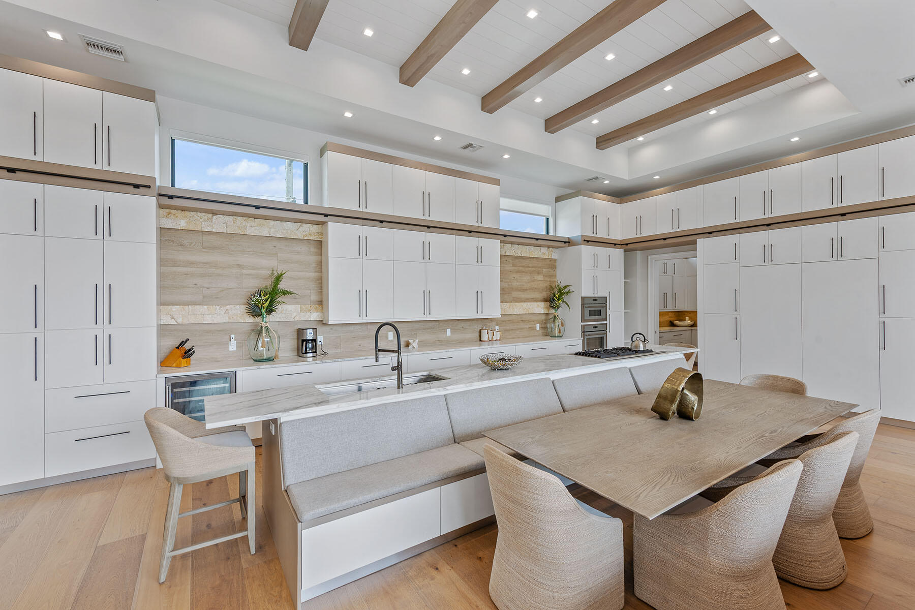 517 N BARFIELD DRIVE