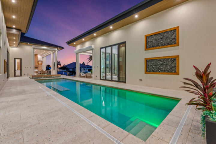 517 N BARFIELD DRIVE