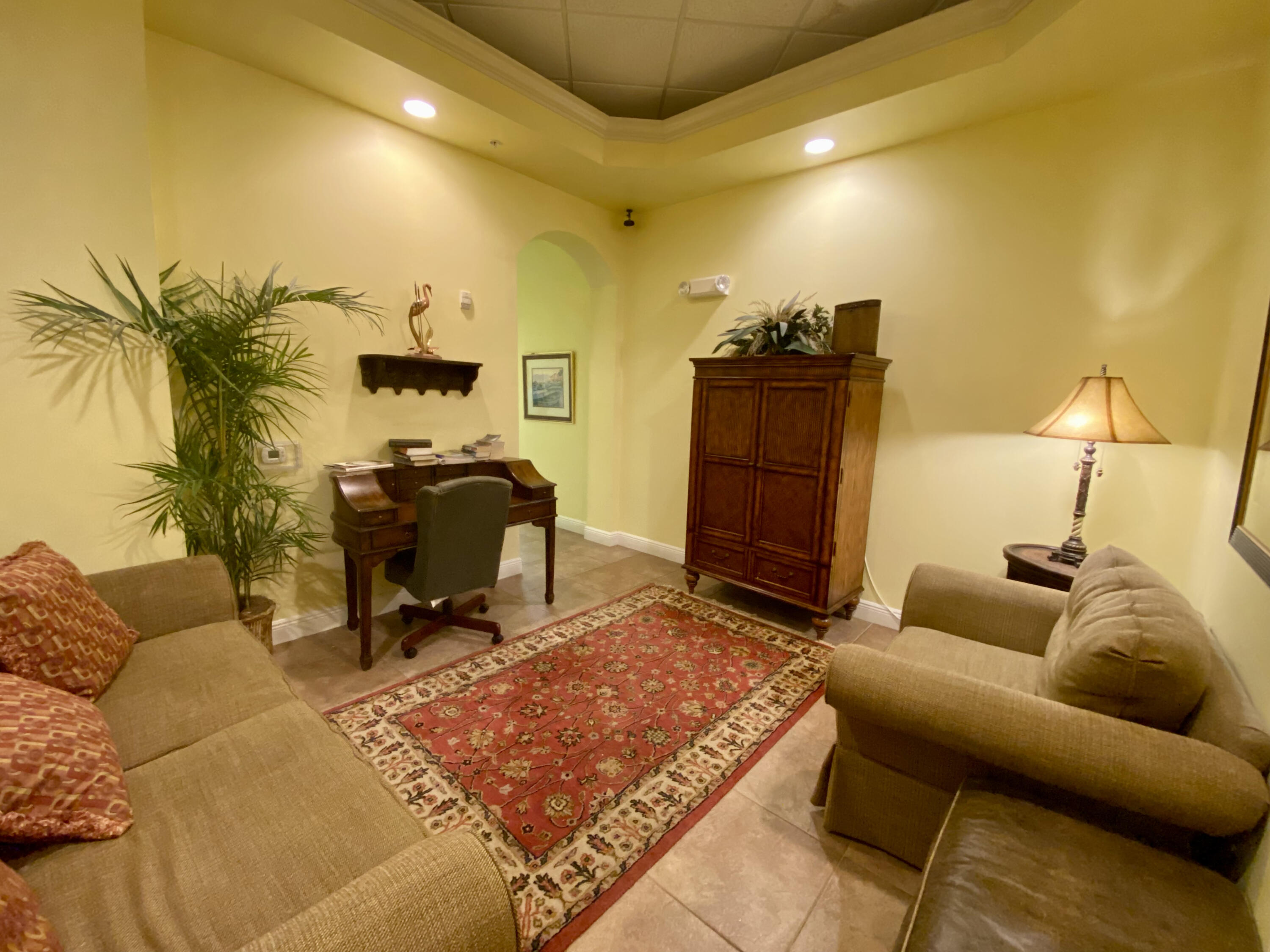 750 N COLLIER BOULEVARD