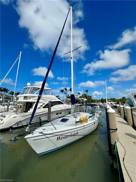 1777 Gulfstar DR S