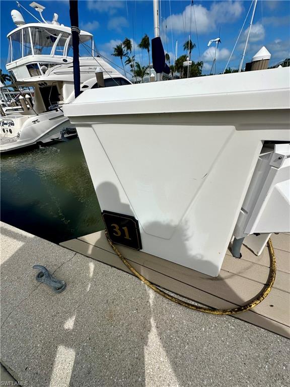 1777 Gulfstar DR S