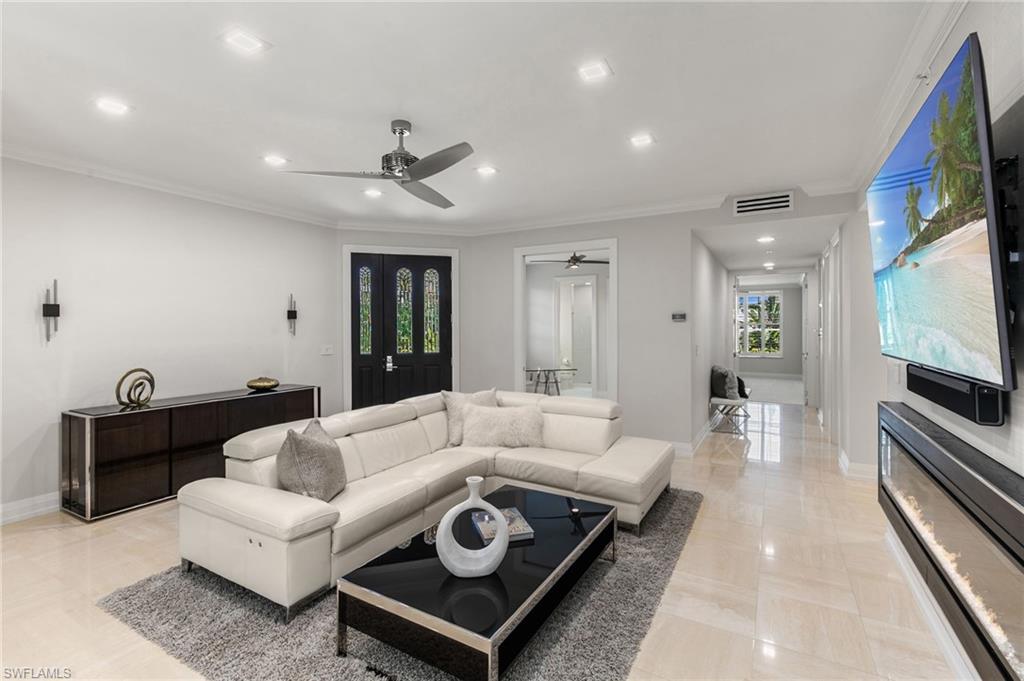 173 Colonade CIR 1401