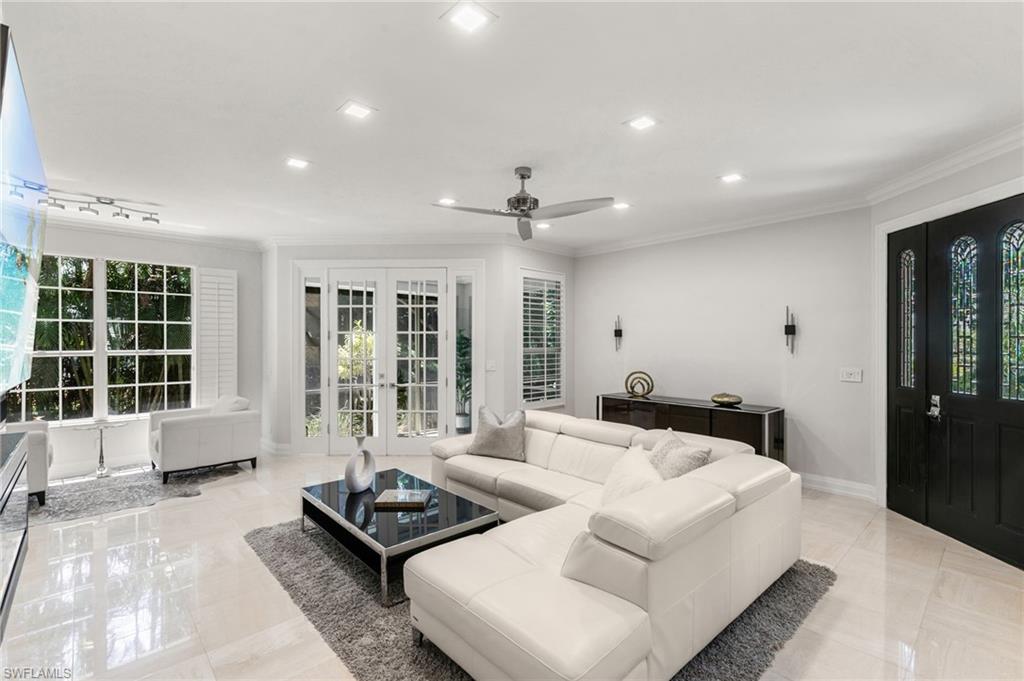 173 Colonade CIR 1401