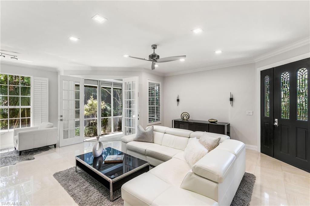 173 Colonade CIR 1401