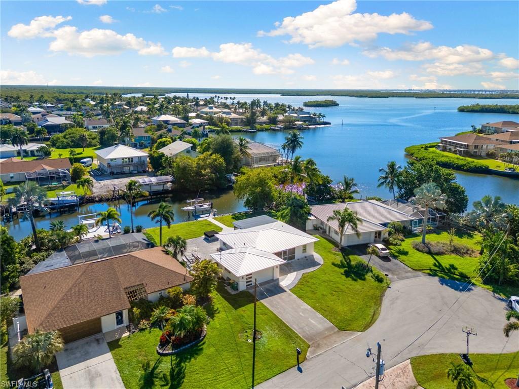 407 Grenada Ave Naples Fl Us 34113 2368770882f86dab1bbc41eacff3b3eb