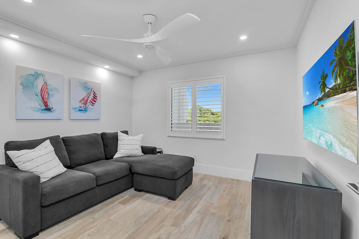 1085 BALD EAGLE DRIVE, E502