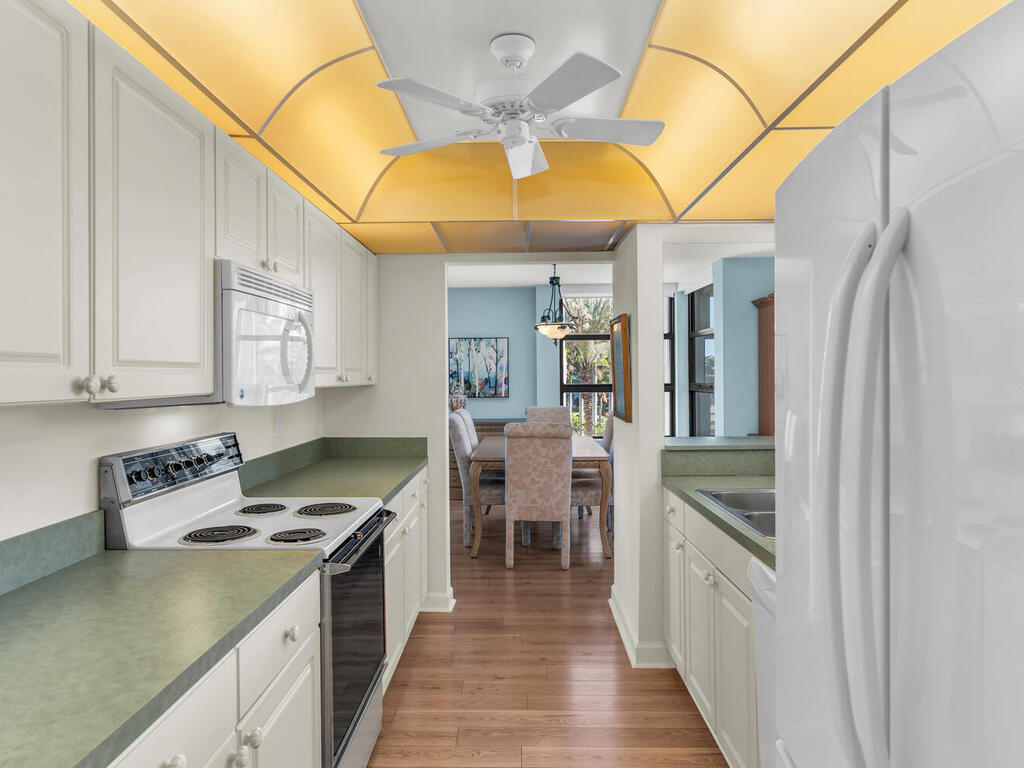 300 S COLLIER BOULEVARD, 302