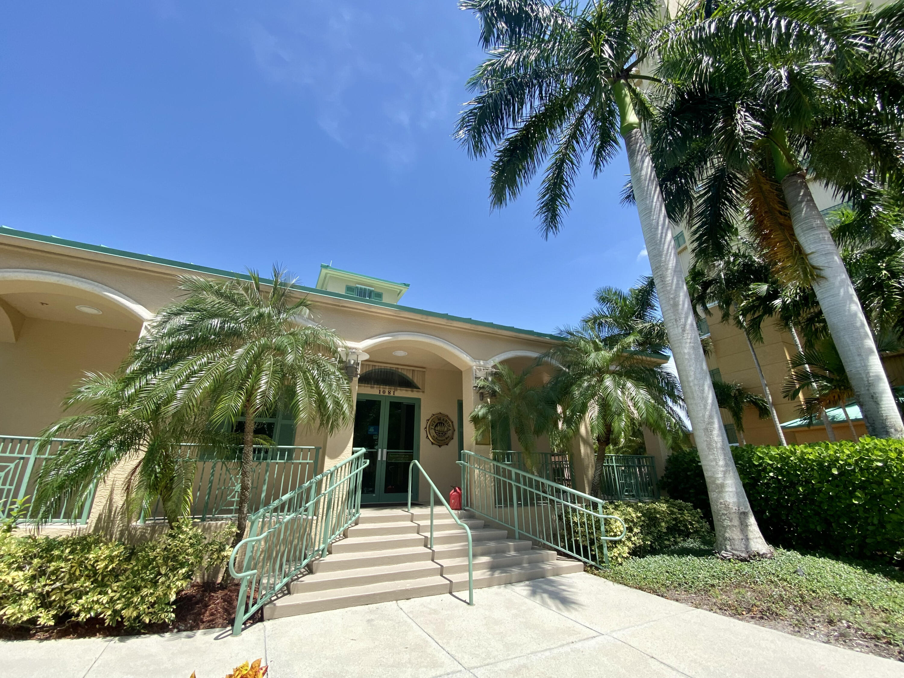 1081 BALD EAGLE DRIVE