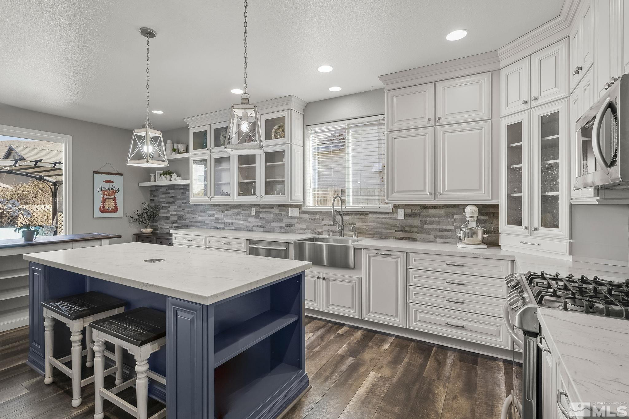 2105 Peaceful Valley Drive