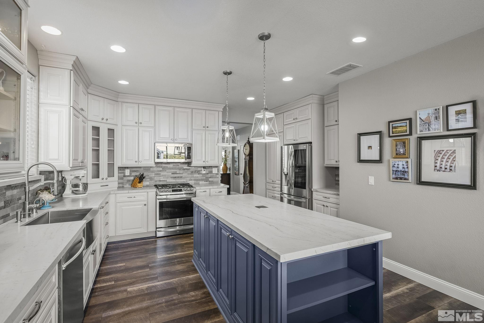 2105 Peaceful Valley Drive