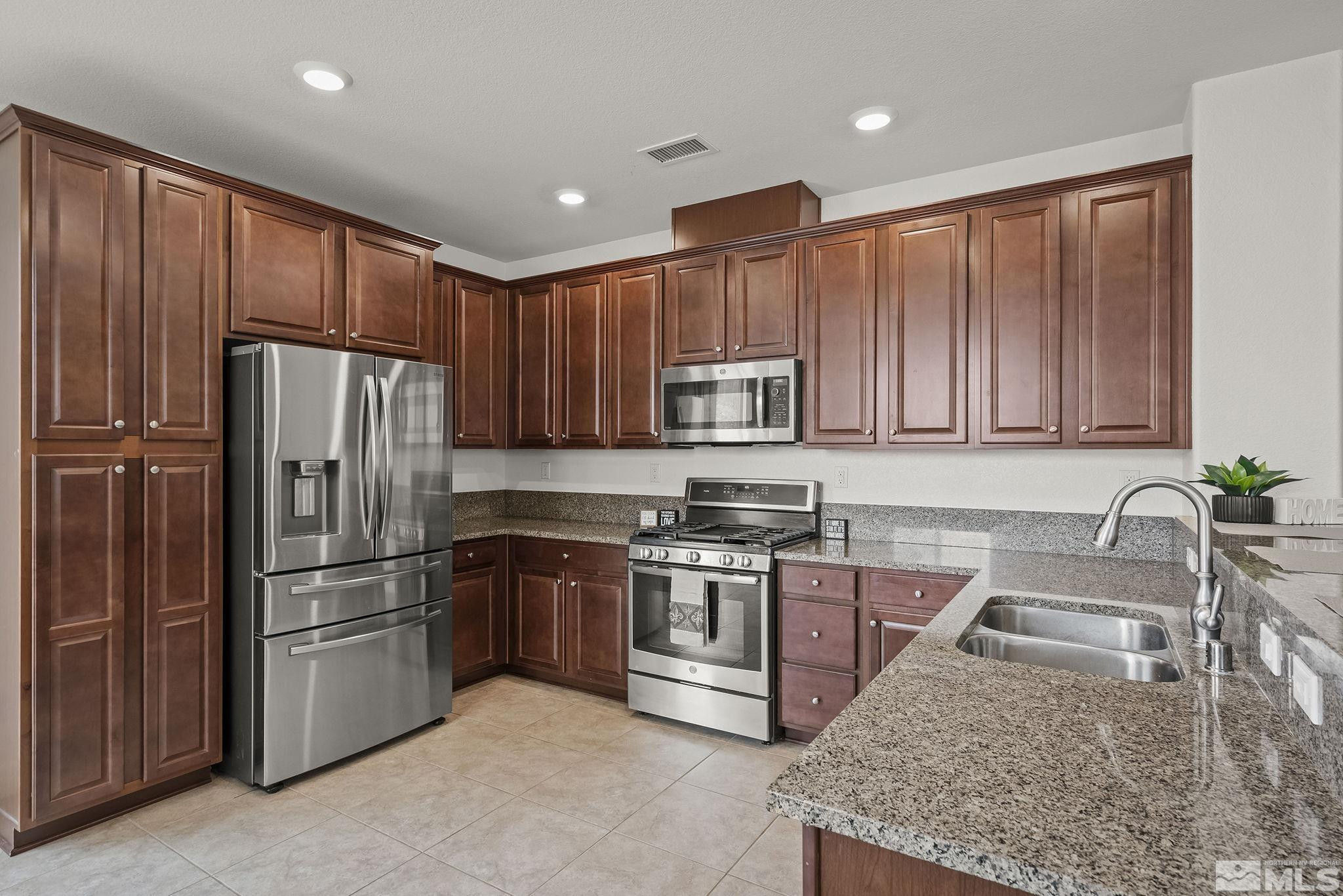 1107 Lahontan Drive