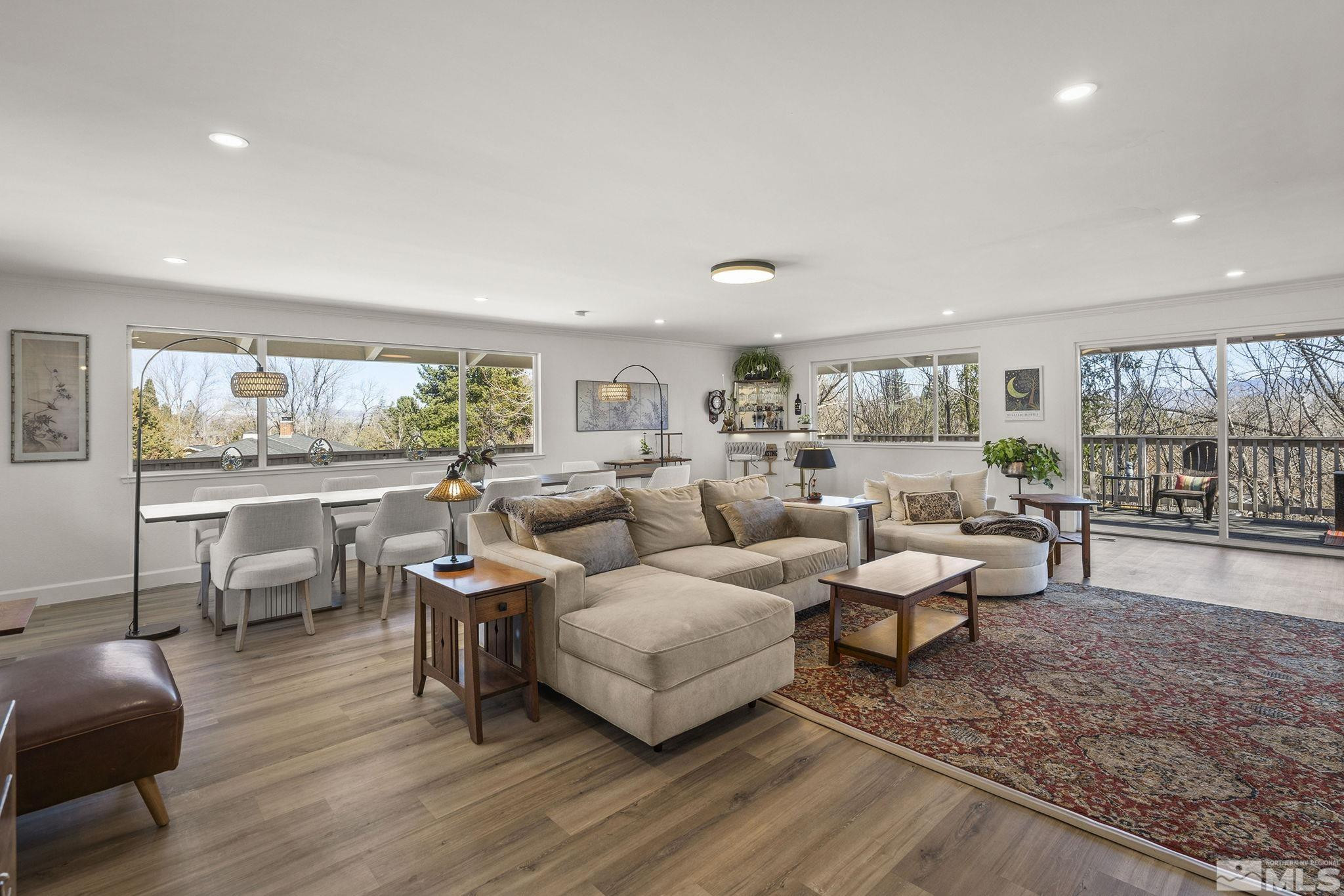 2800 Monterey Drive