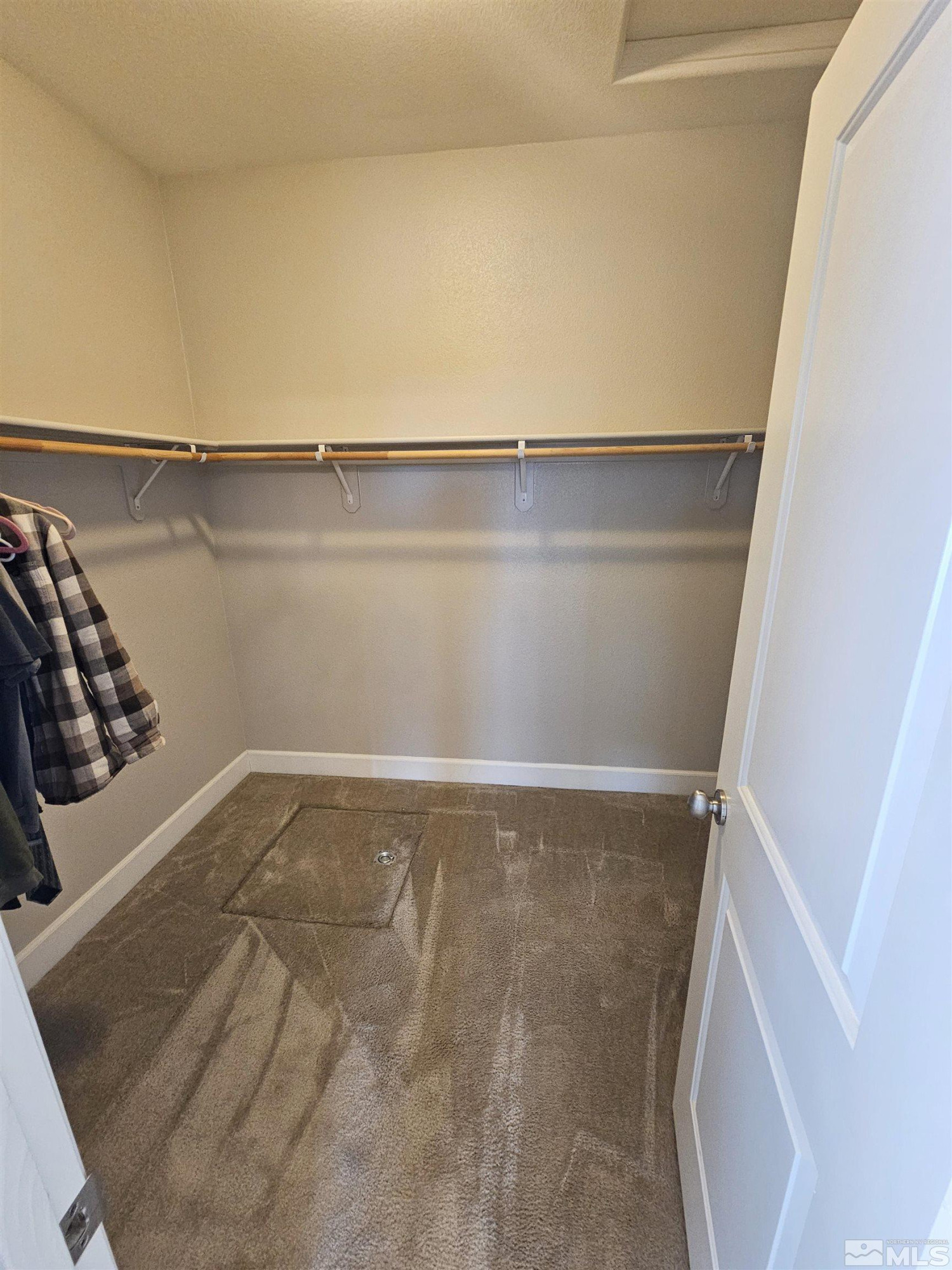7585 Jonquil Court