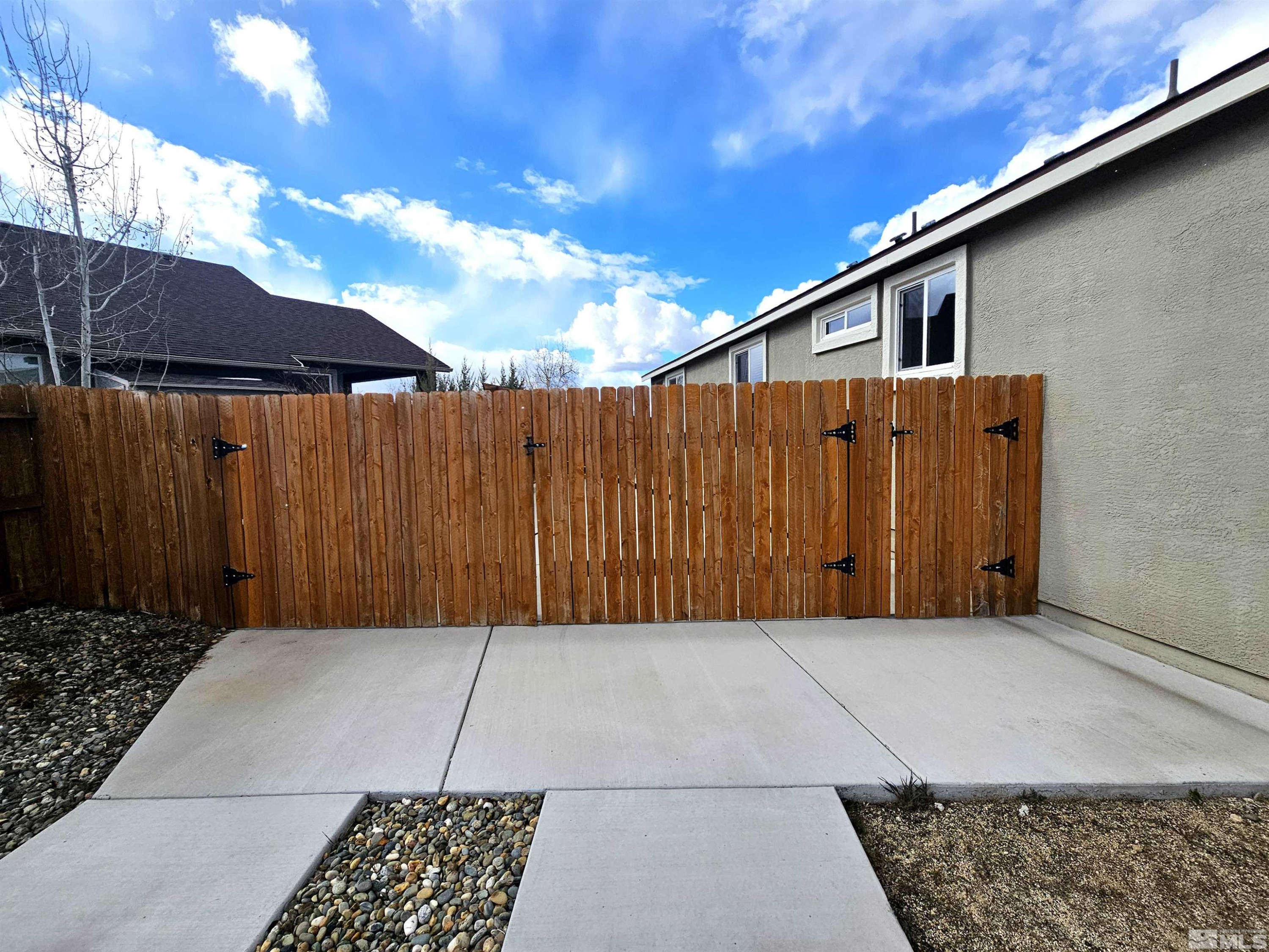 7585 Jonquil Court