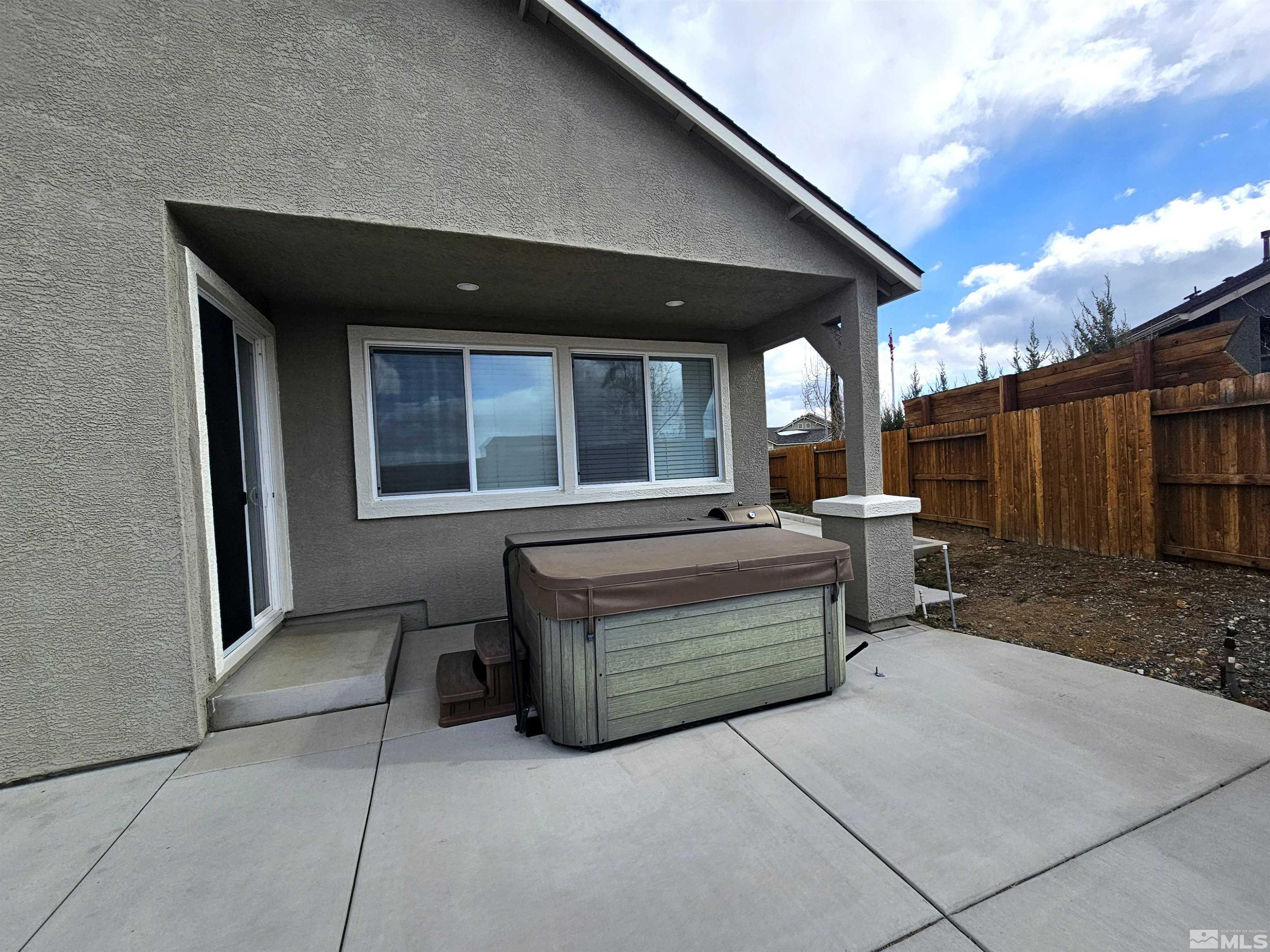 7585 Jonquil Court