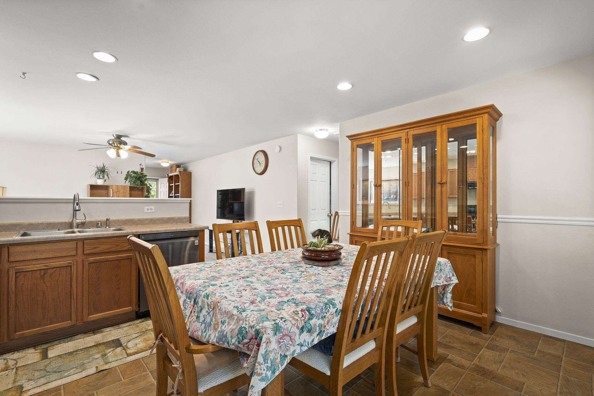7921 Mariner Cove Drive