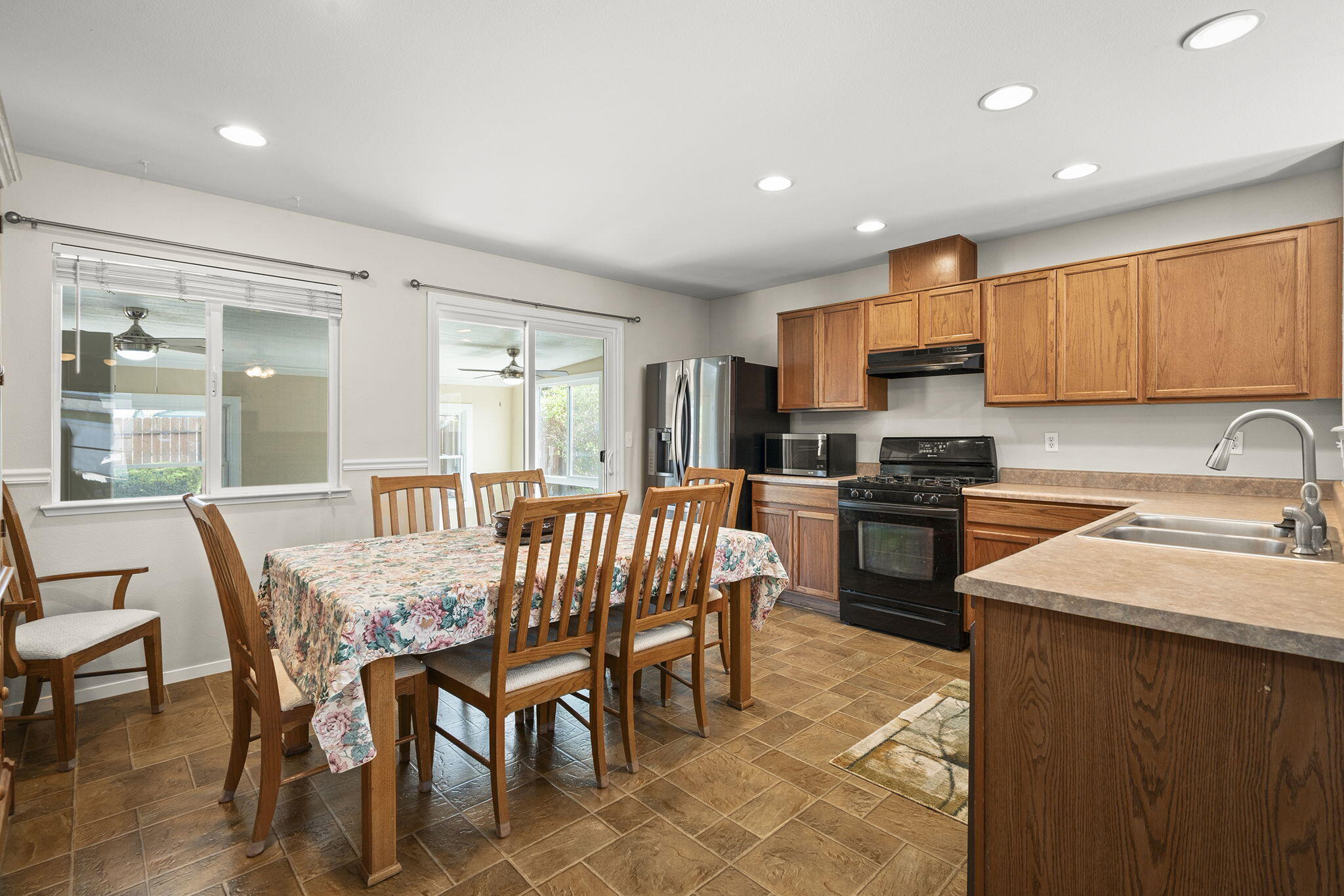 7921 Mariner Cove Drive