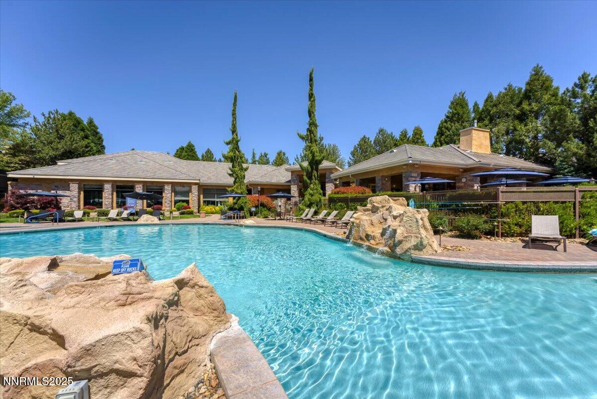 900 South Meadows Parkway 5222