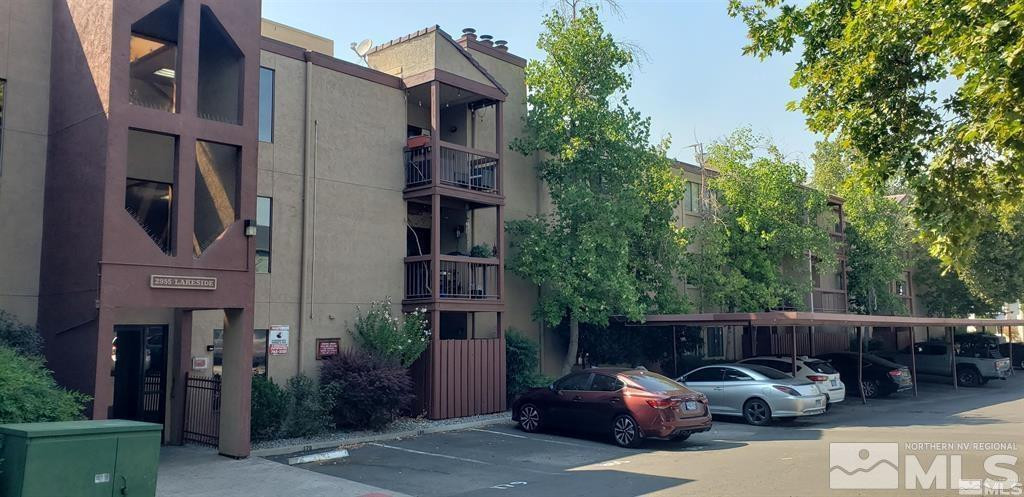 2955 Lakeside Drive Unit 220