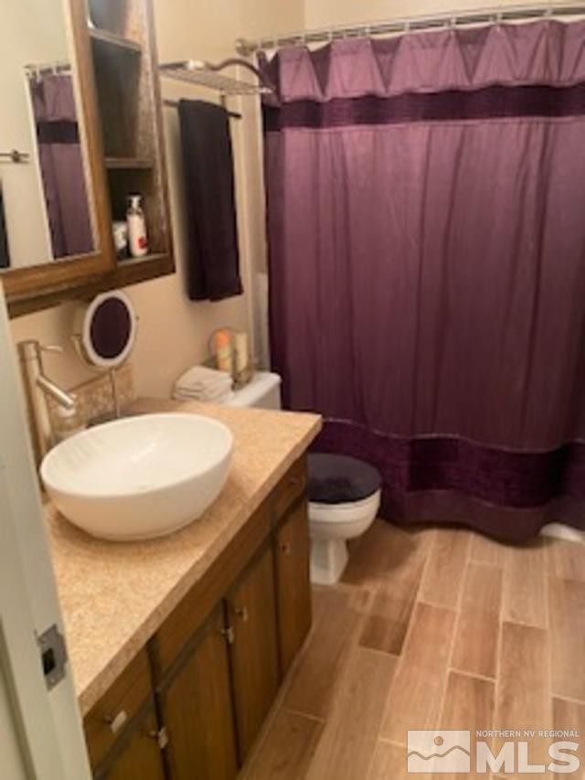 2955 Lakeside Drive Unit 220