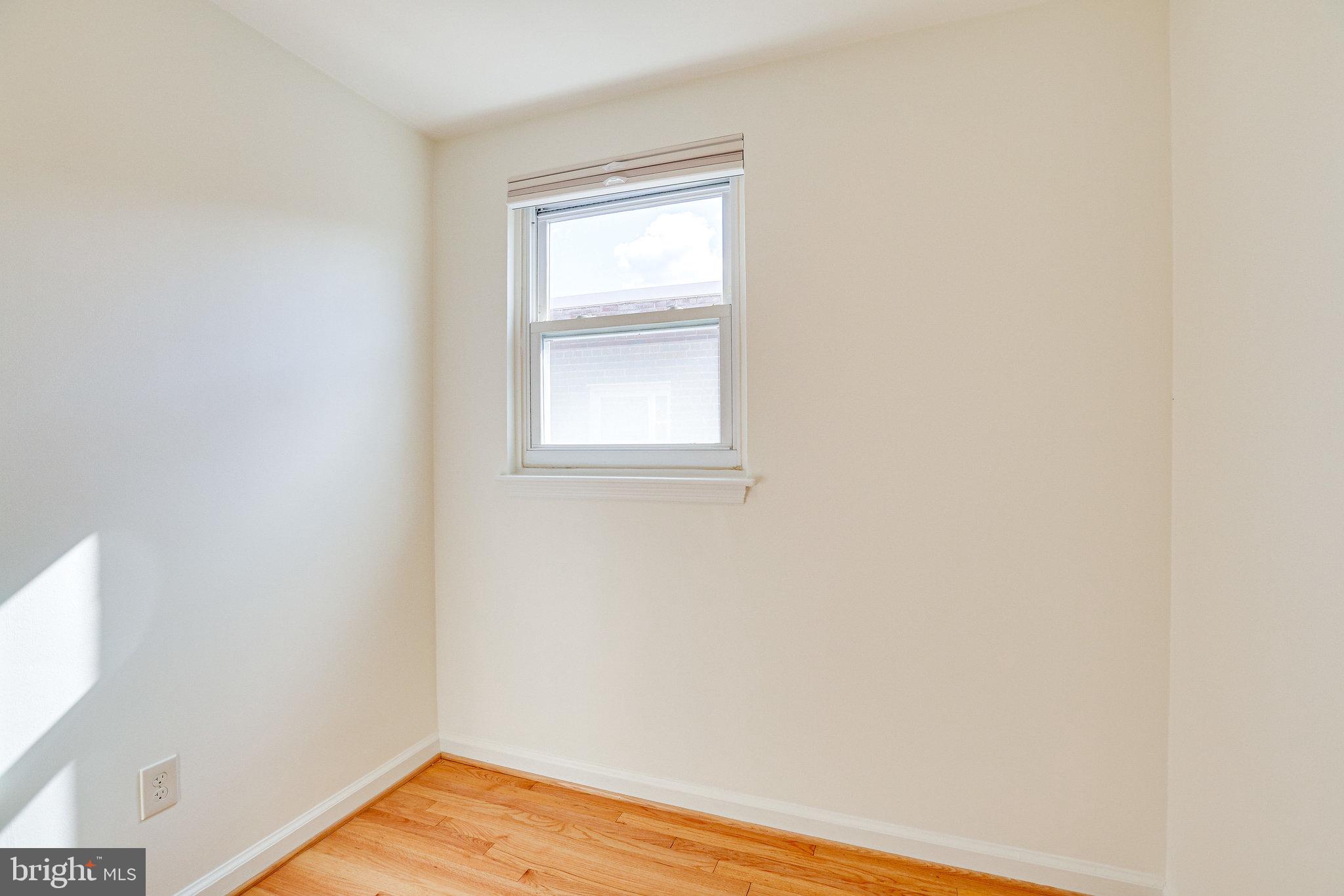 5513 CHILLUM PLACE NE