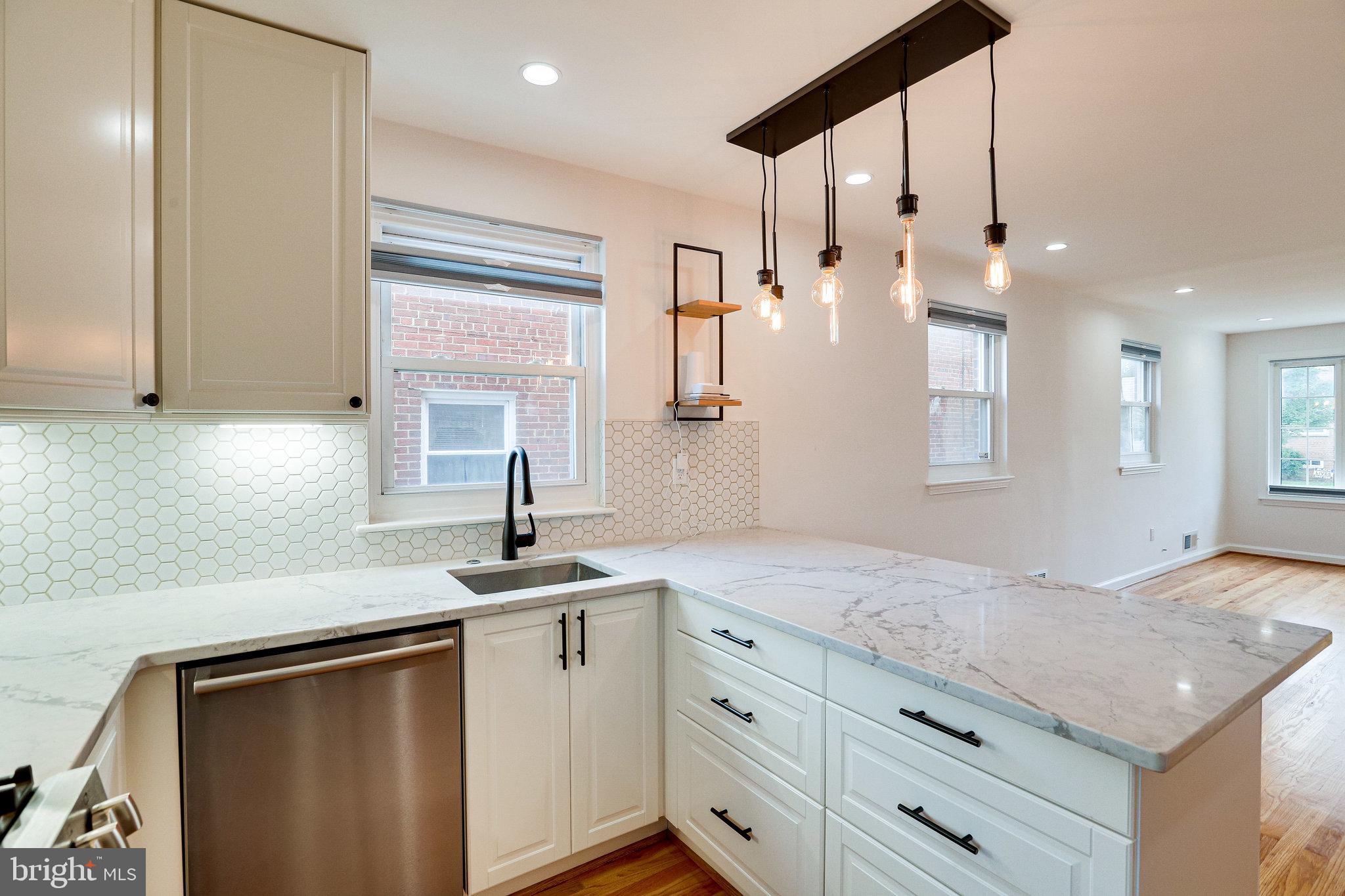 5513 CHILLUM PLACE NE