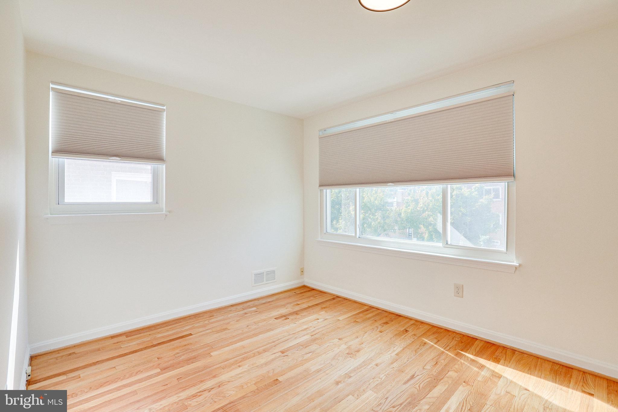 5513 CHILLUM PLACE NE