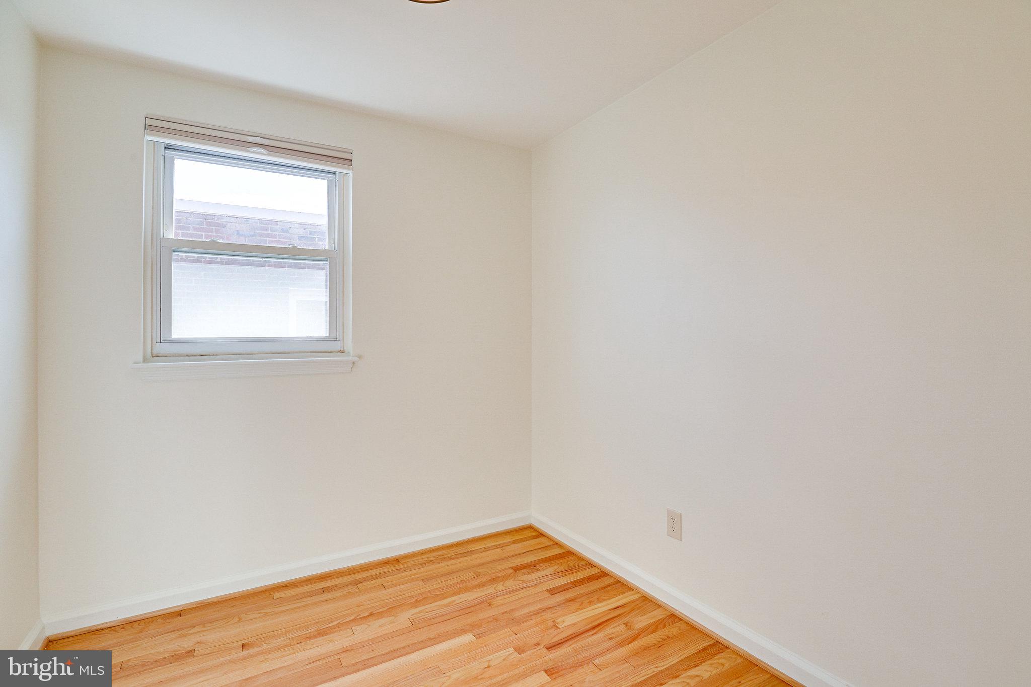 5513 CHILLUM PLACE NE