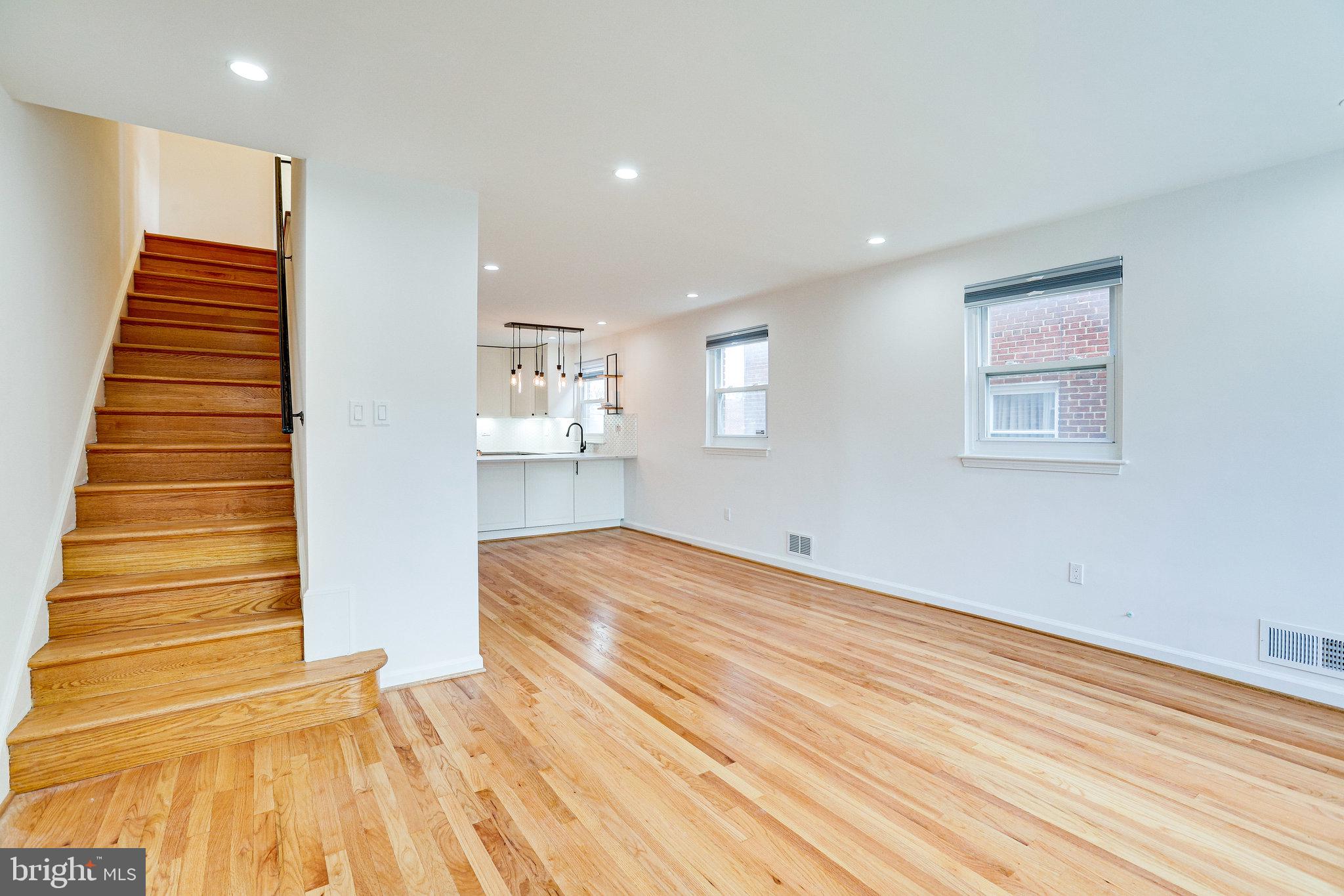 5513 CHILLUM PLACE NE